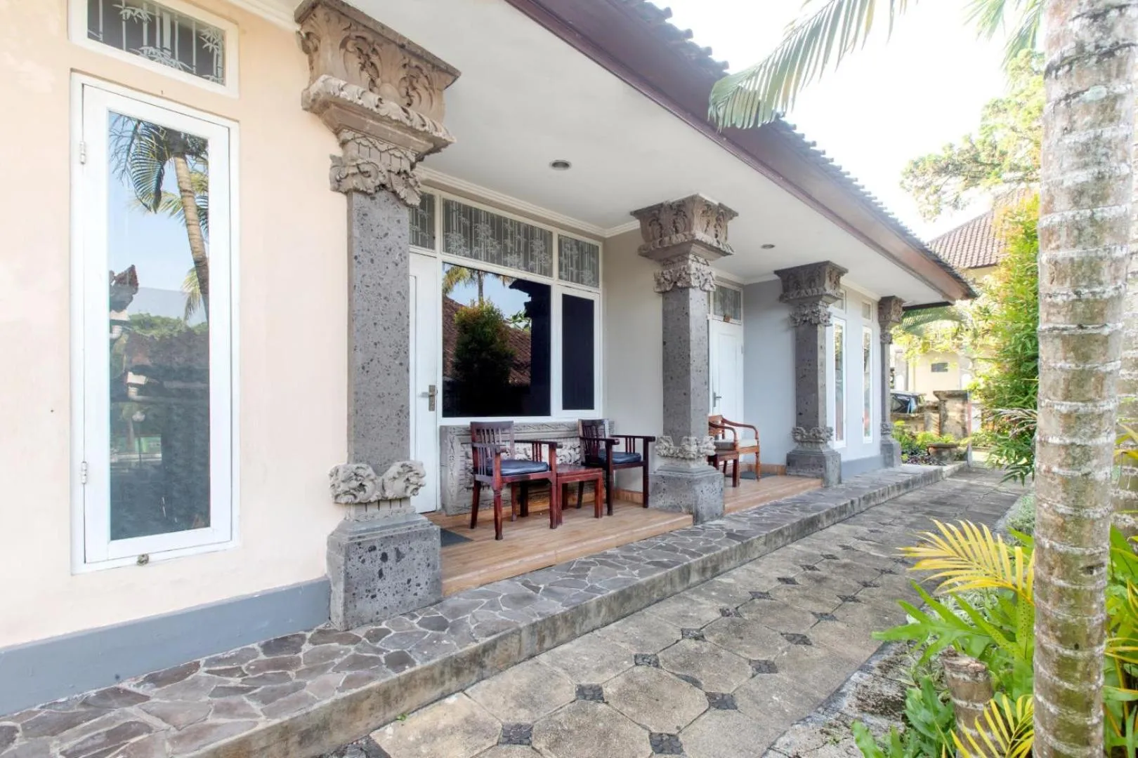 Property building in Dewi Sinta Hotel and Restaurant