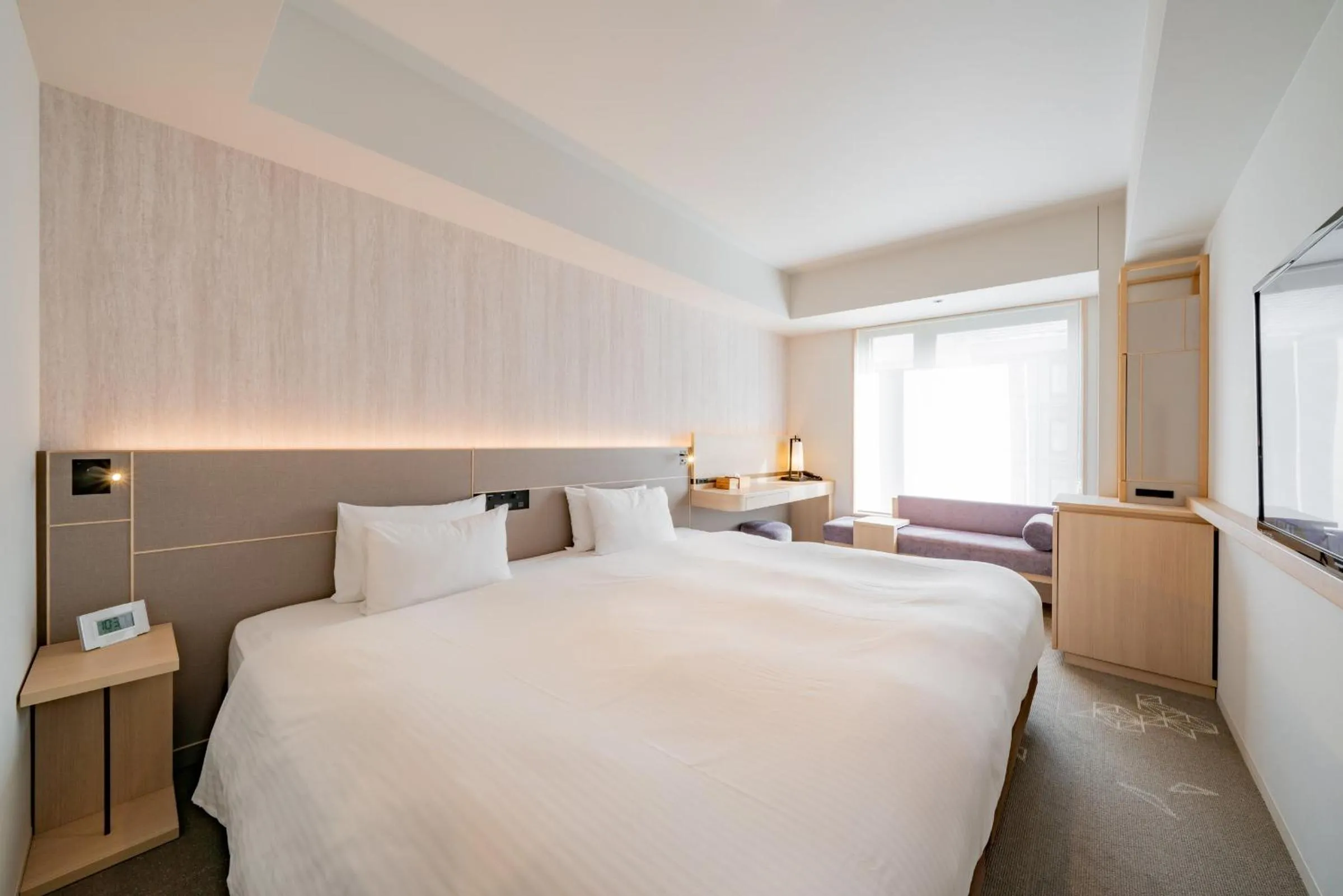 Photo of the whole room, Bed in Keio Prelia Hotel Kyoto Karasuma-Gojo