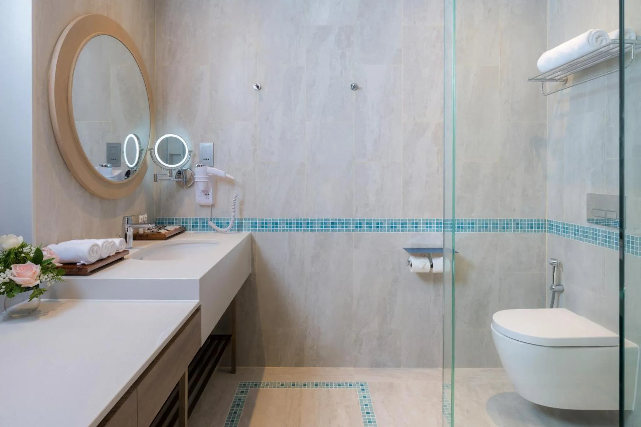 Toilet in Mercure Samui Chaweng Tana