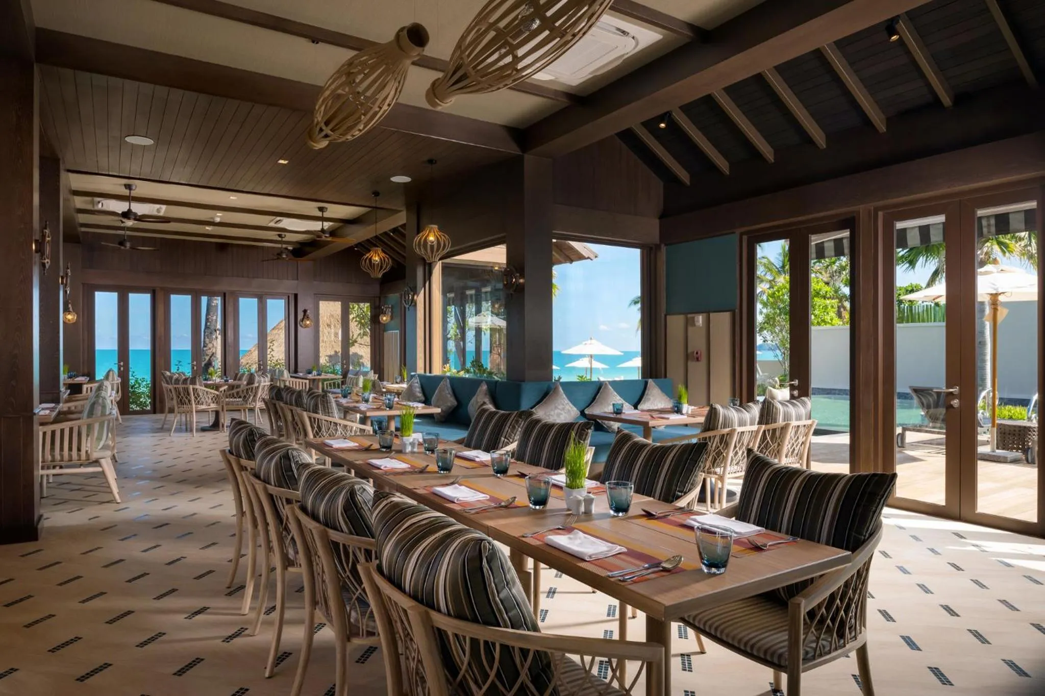 Restaurant/places to eat in Mercure Samui Chaweng Tana