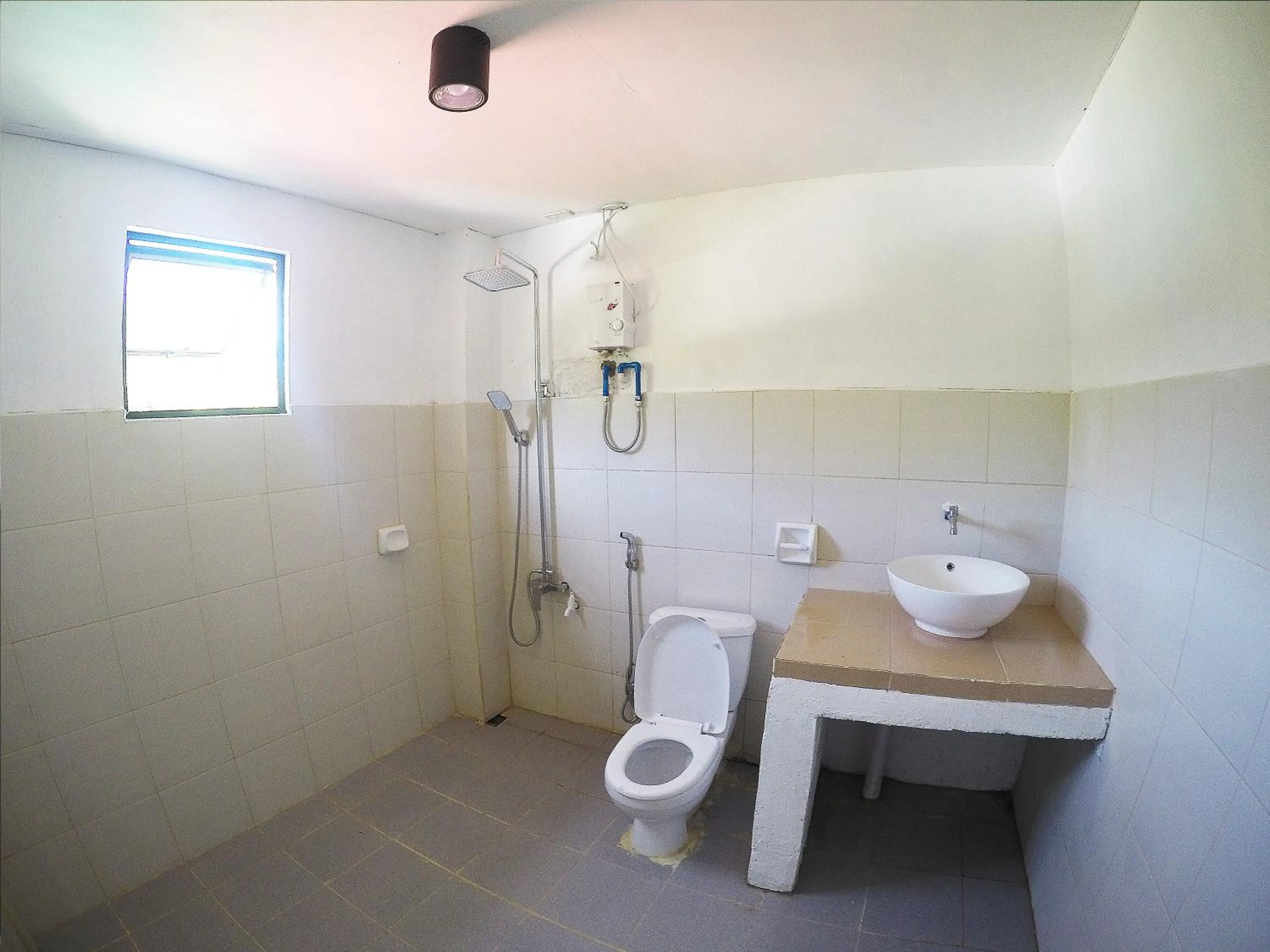 Bathroom in JMP Hostel