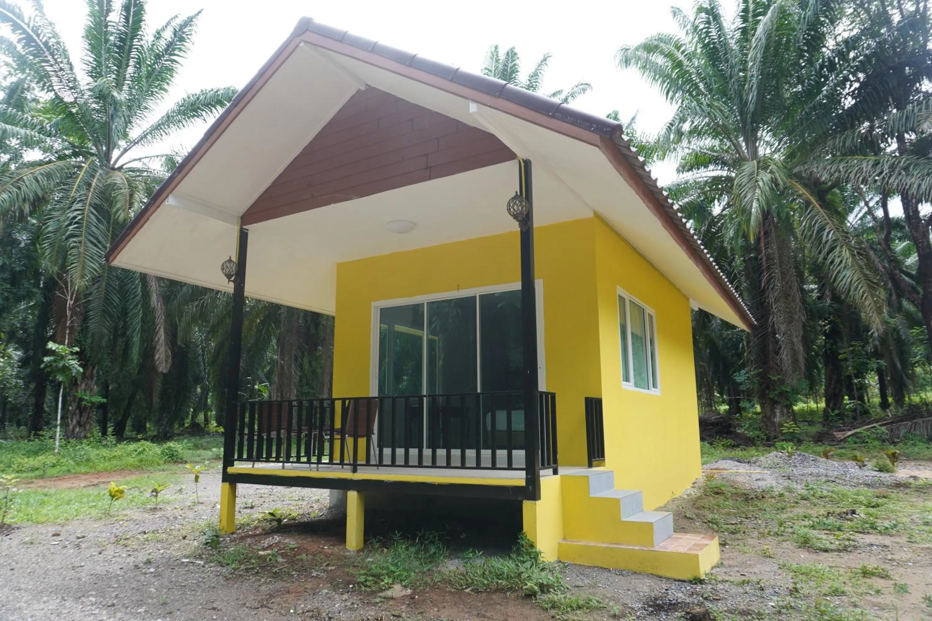 Property building in Khao Sok Palmview Resort