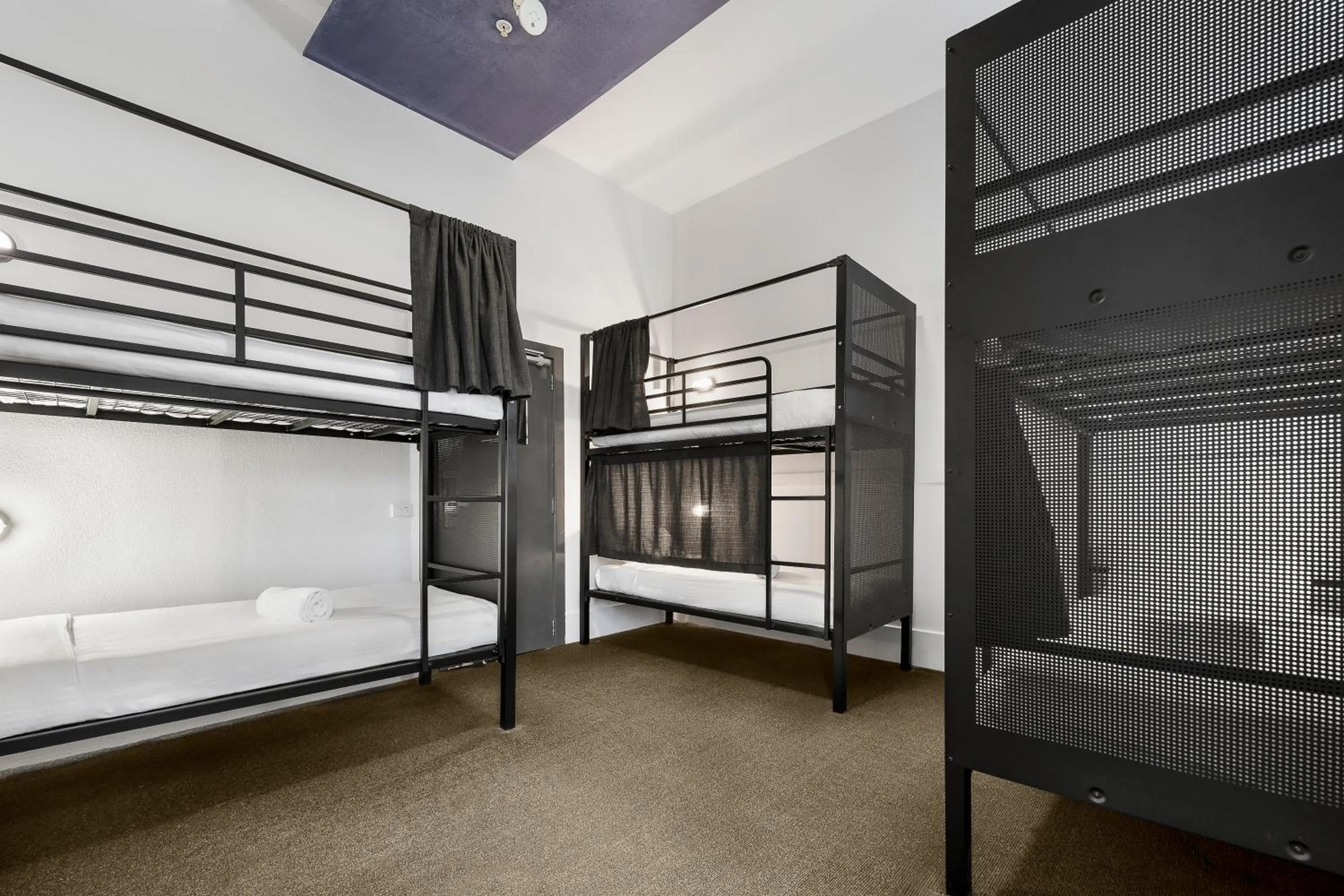 Bedroom, Bed in YHA Melbourne Central