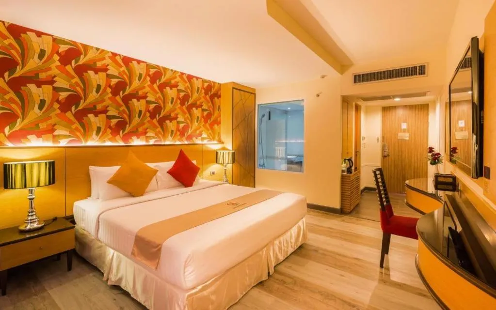 Bed in Grand Lord Boutique Hotel -Srinakarin