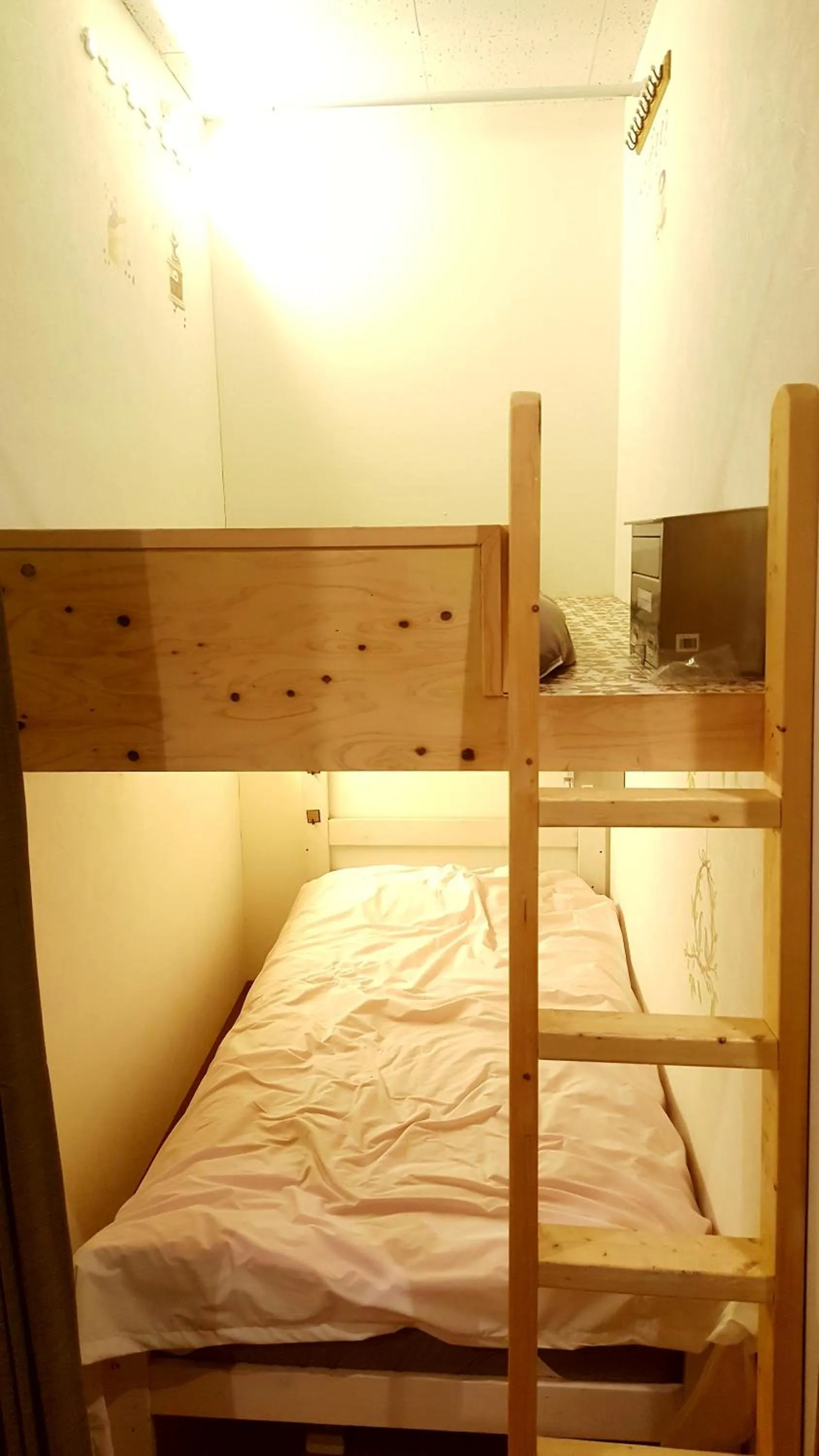 Bed in Shinjuku Sky hostel