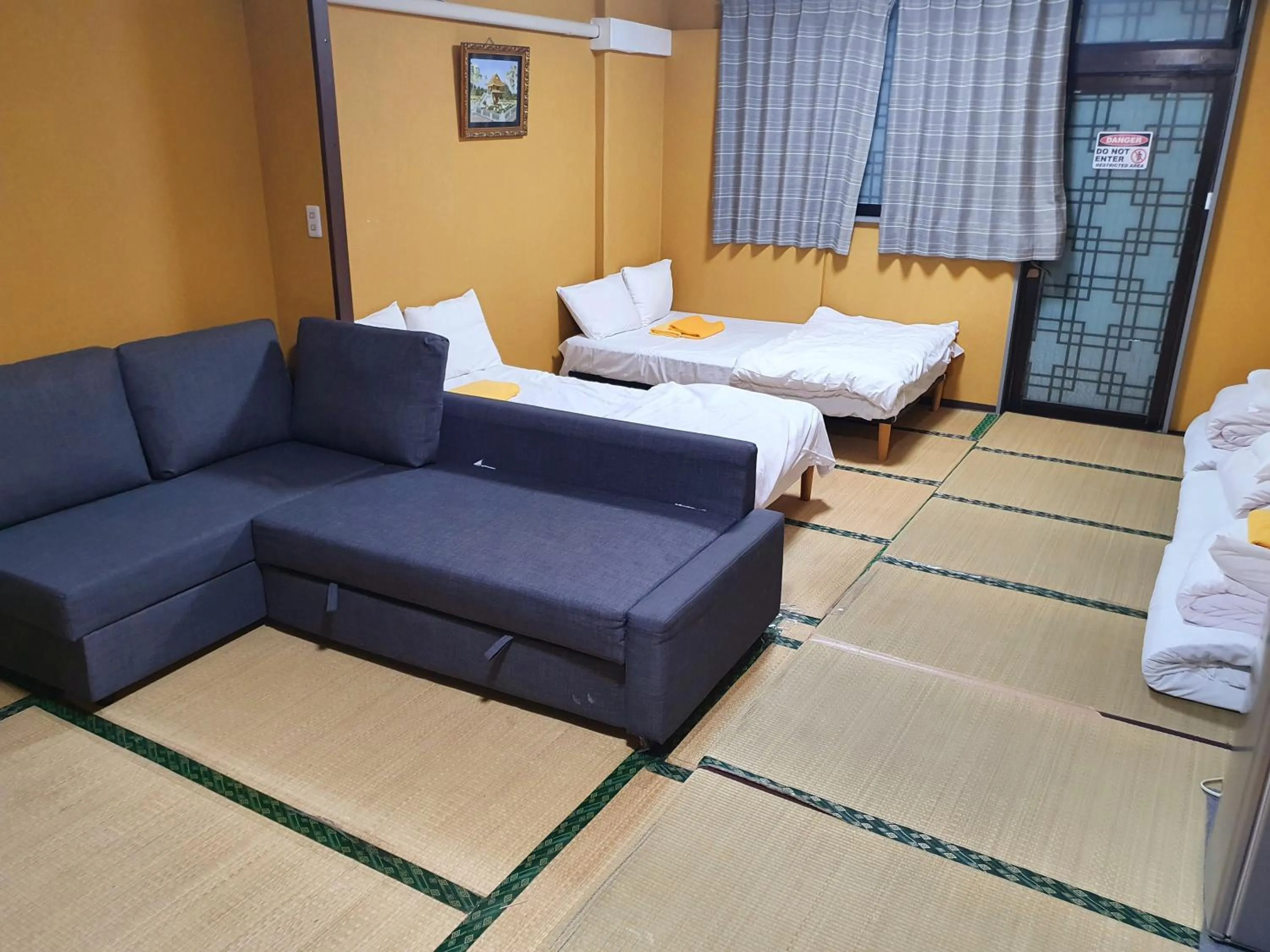 Bed in Shinjuku Sky hostel