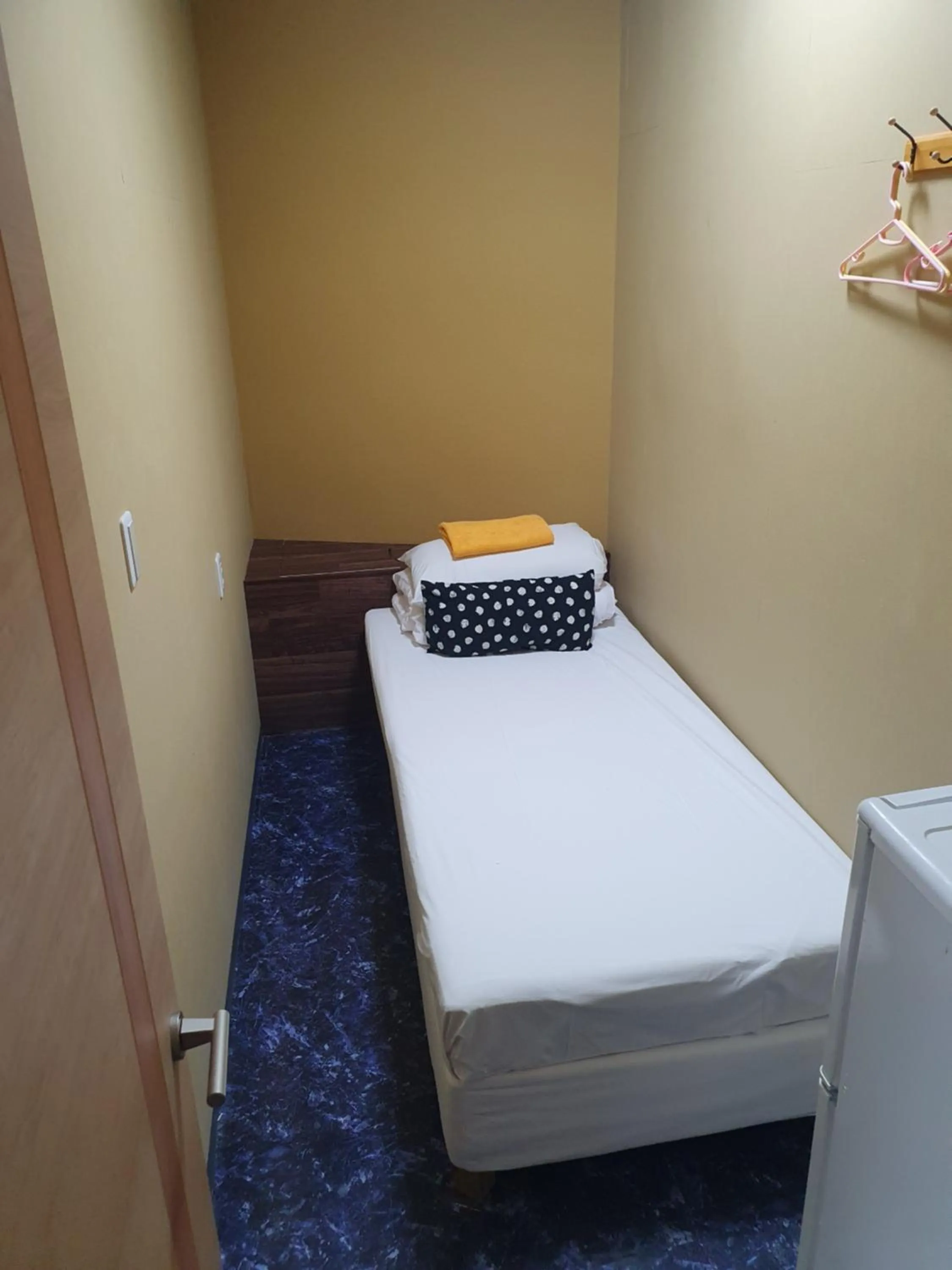 Bed in Shinjuku Sky hostel