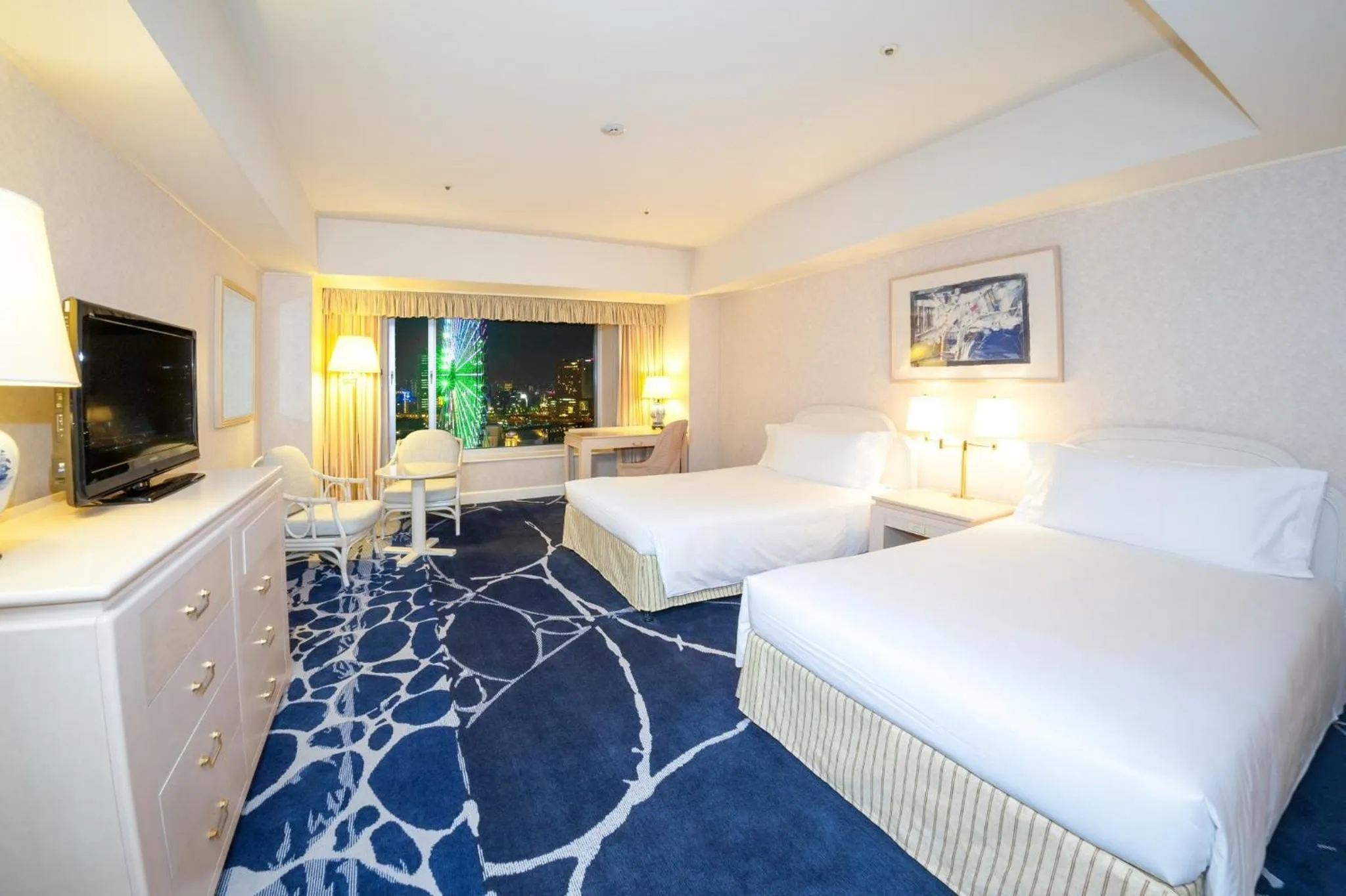 Photo of the whole room, Bed in InterContinental Yokohama Grand by IHG