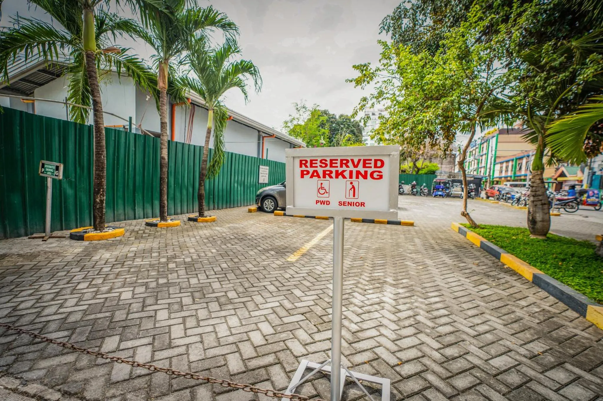 Fields Plaza Hotel by ABC