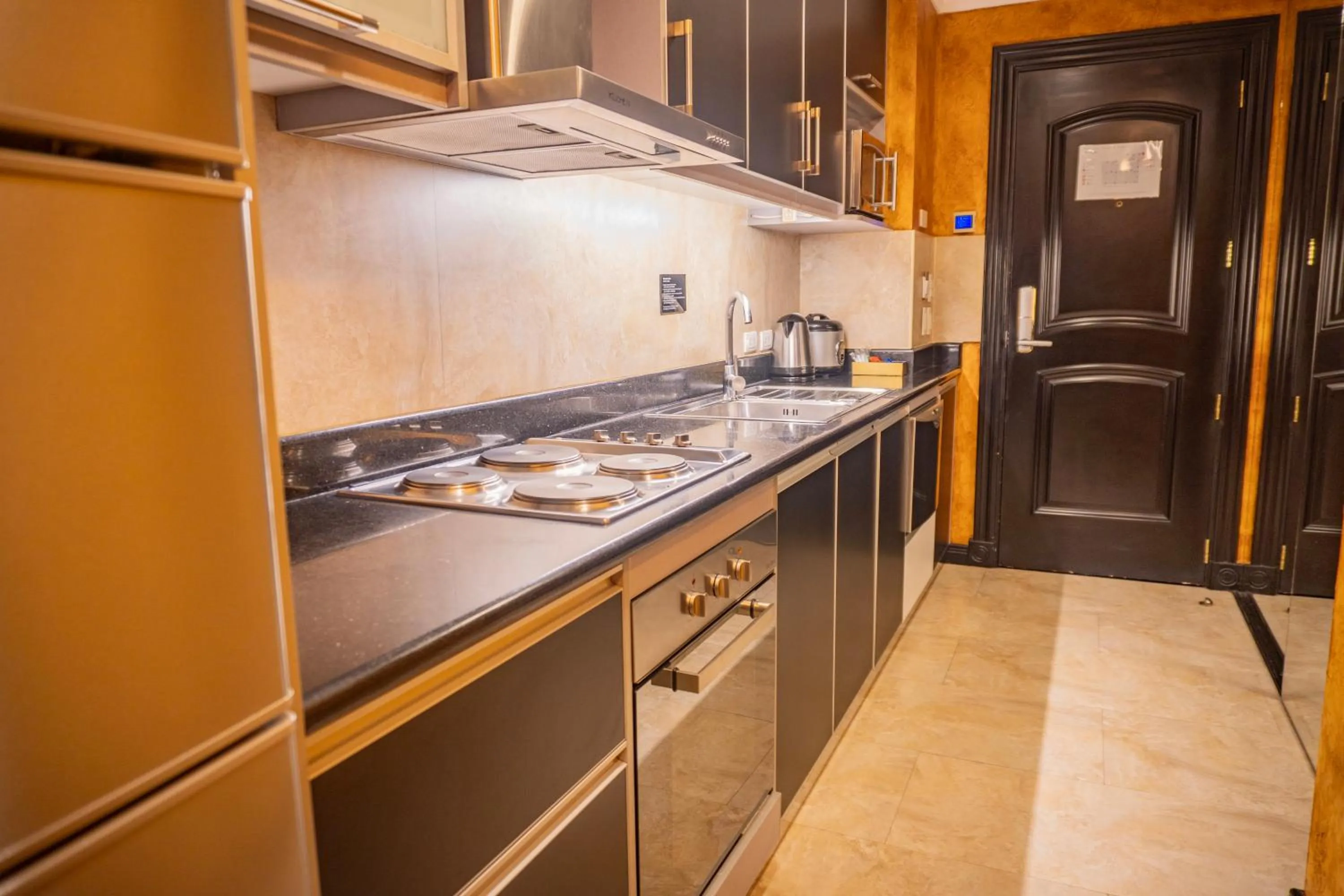 Fields Plaza Hotel by ABC