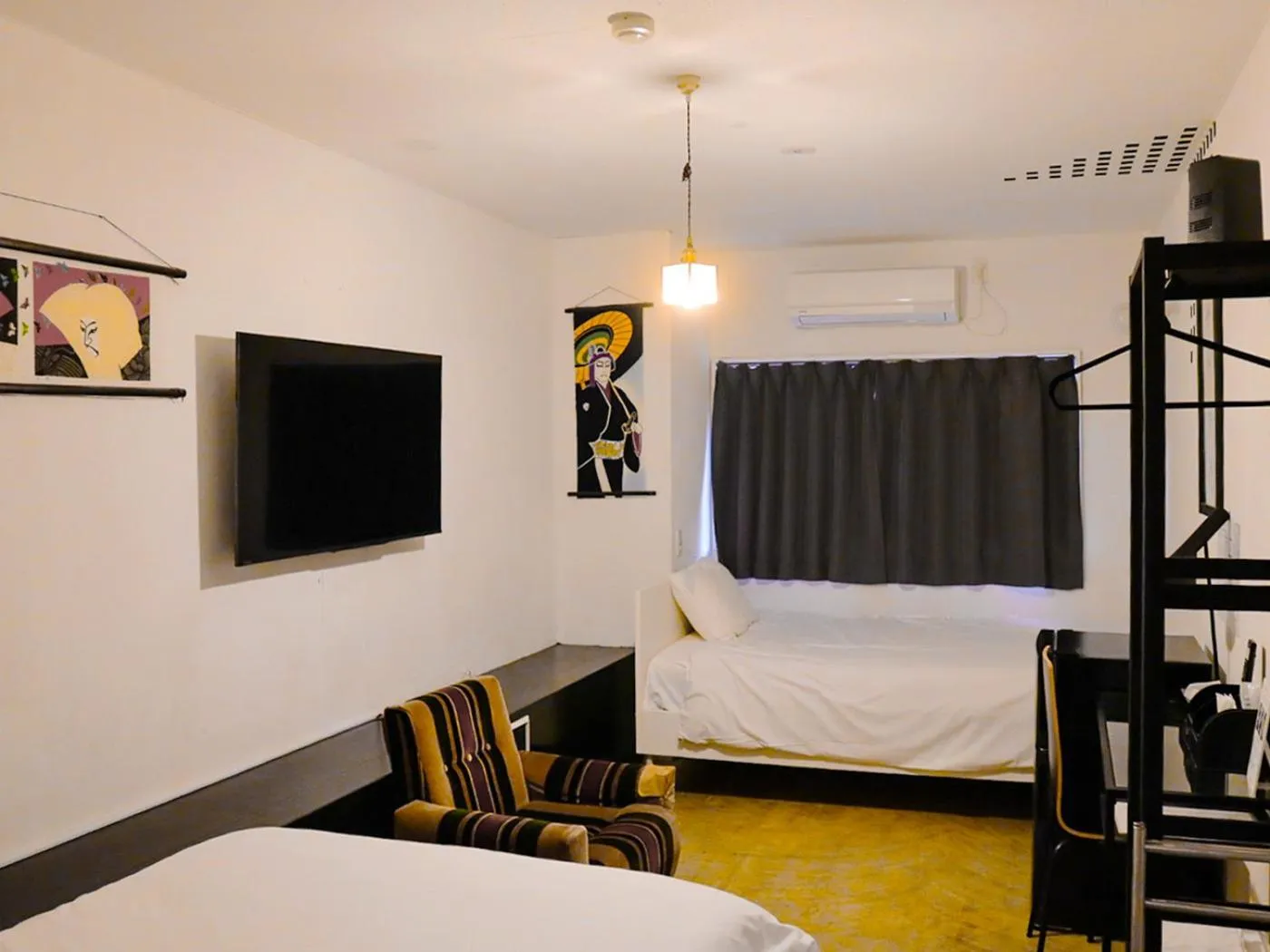 Bed in waves nakameguro