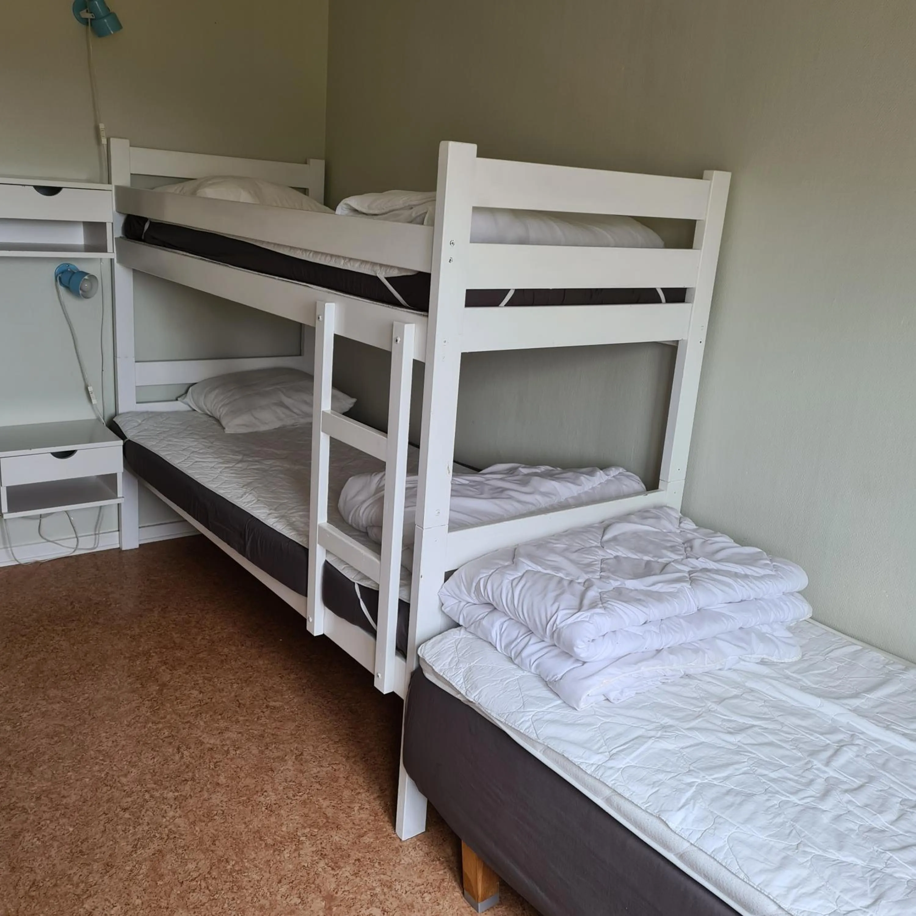 Bed in Kronobergshed vandrarhem och kursgård