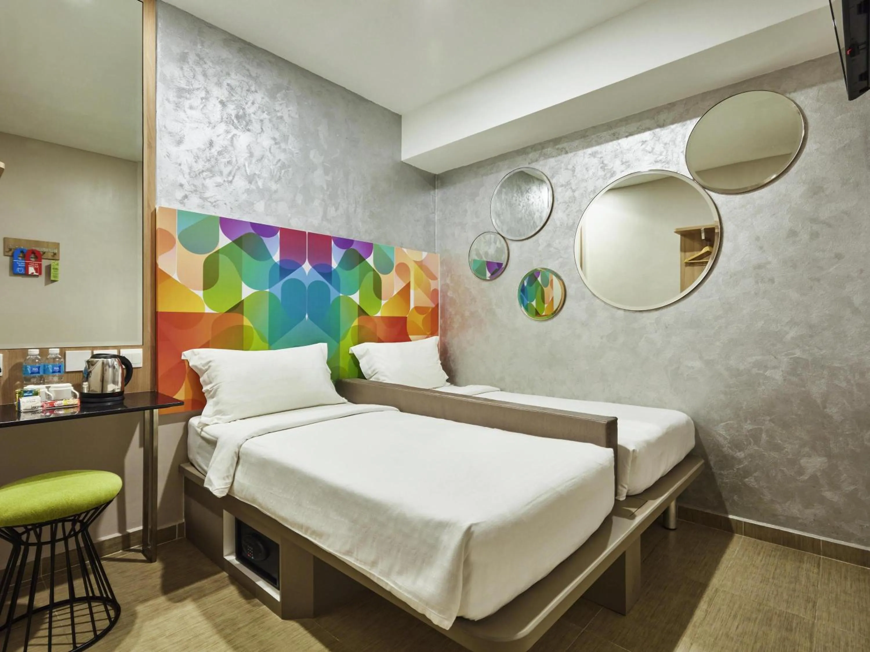 Bedroom, Bed in ibis budget Singapore Clarke Quay