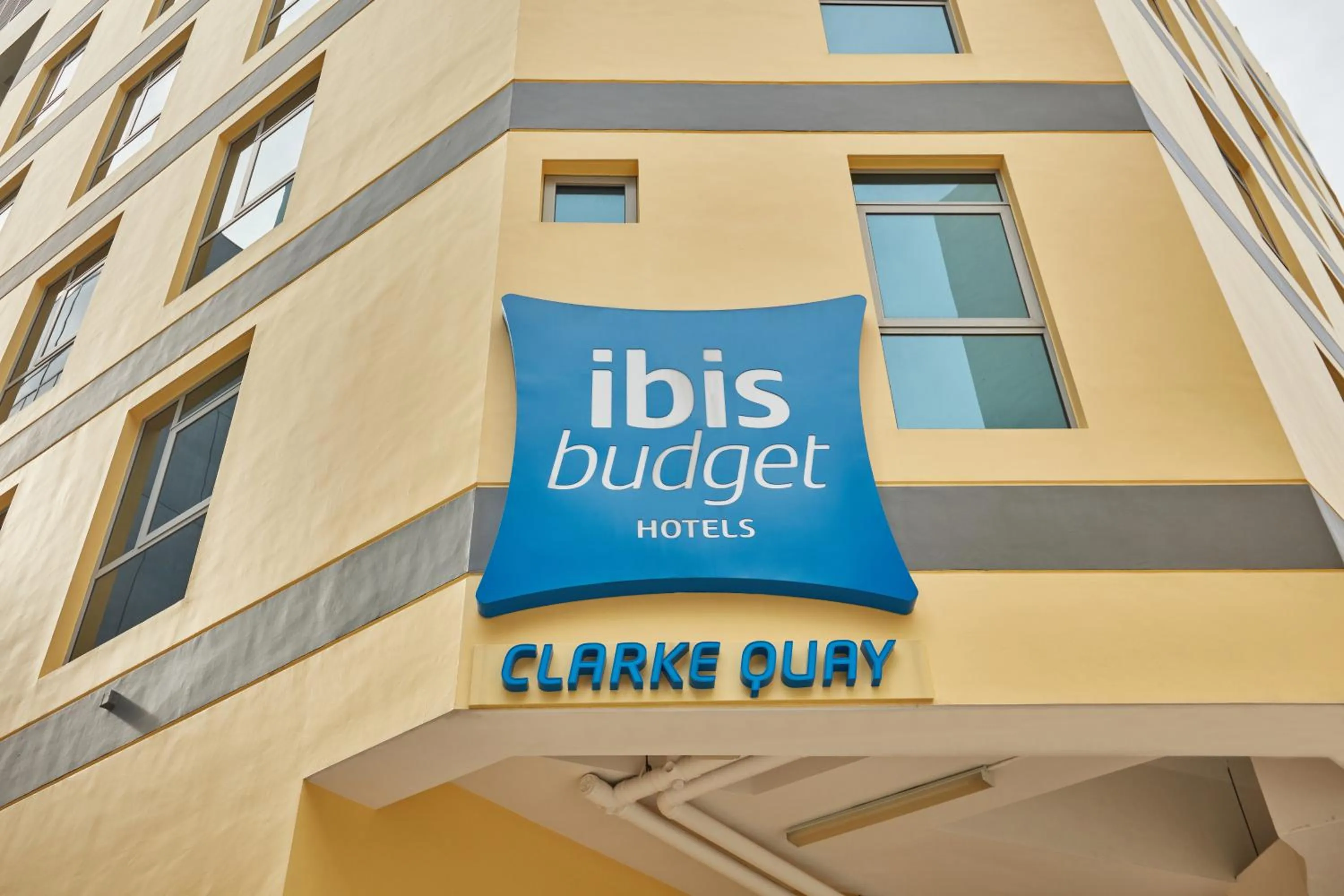 Facade/entrance in ibis budget Singapore Clarke Quay