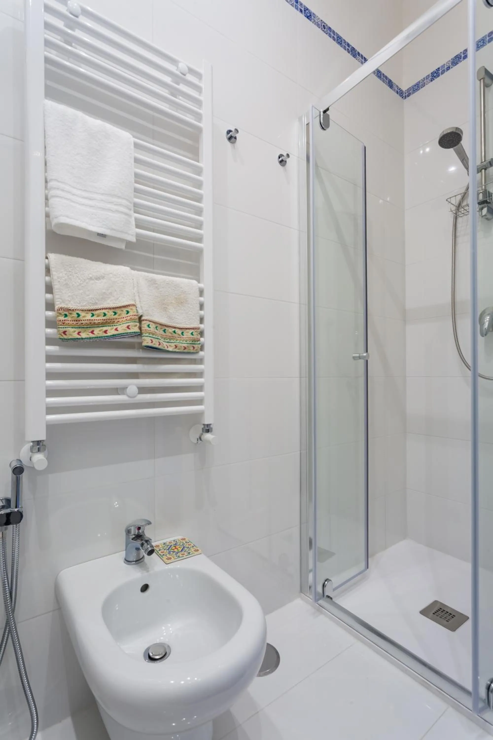 Shower in B&B Le Stanze Dei Mille