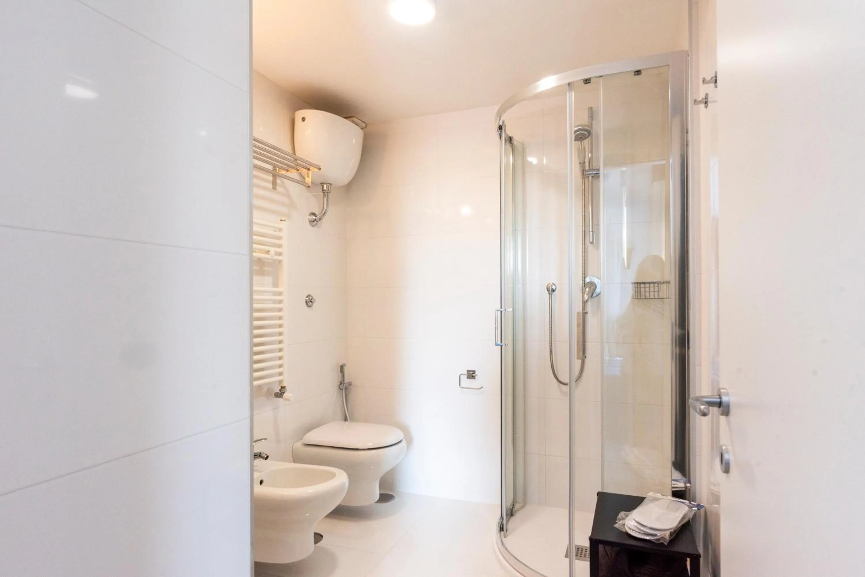 Shower in B&B Le Stanze Dei Mille