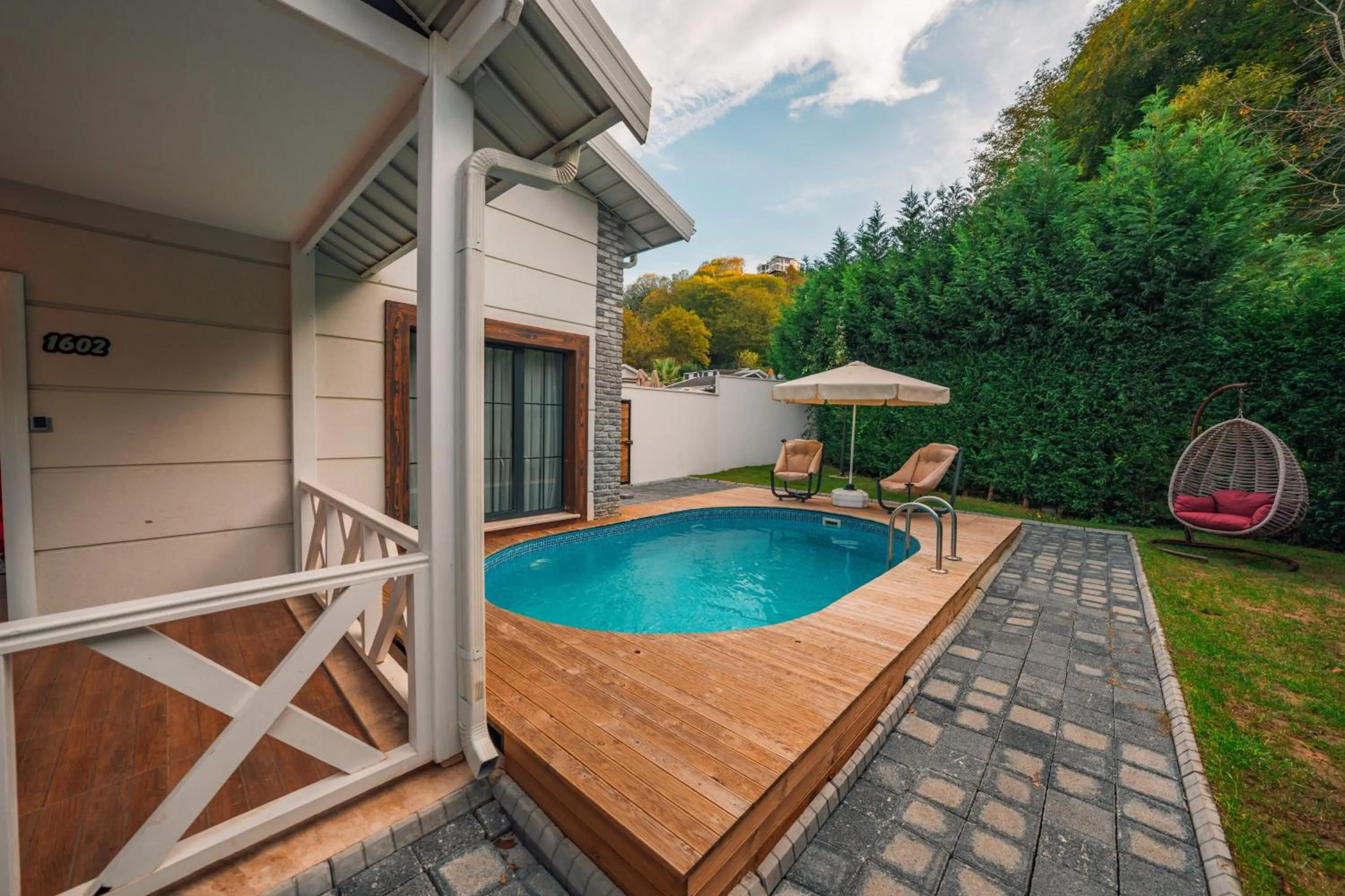 Garden view in Alfa Suites & SPA