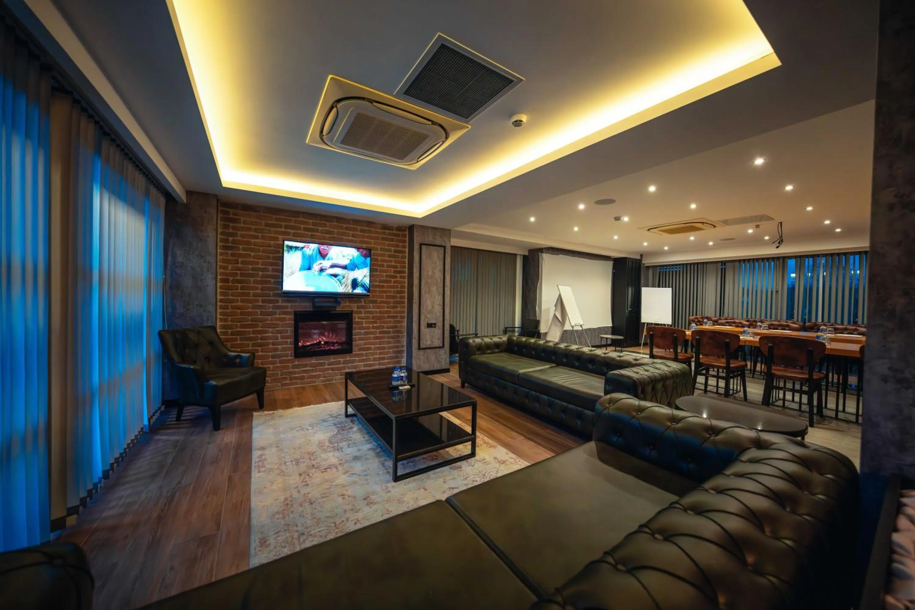 Meeting/conference room in Alfa Suites & SPA