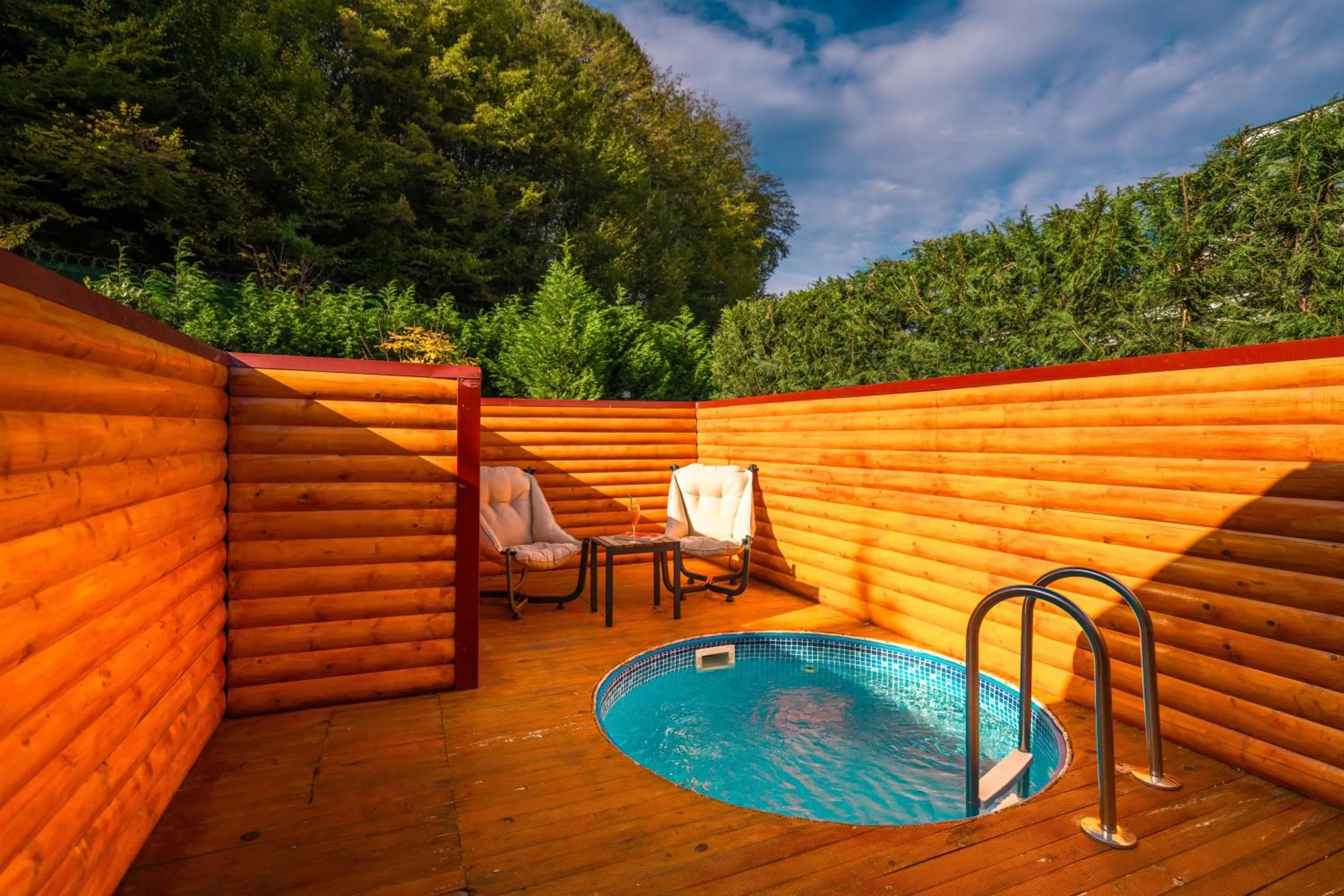 Swimming pool in Alfa Suites & SPA