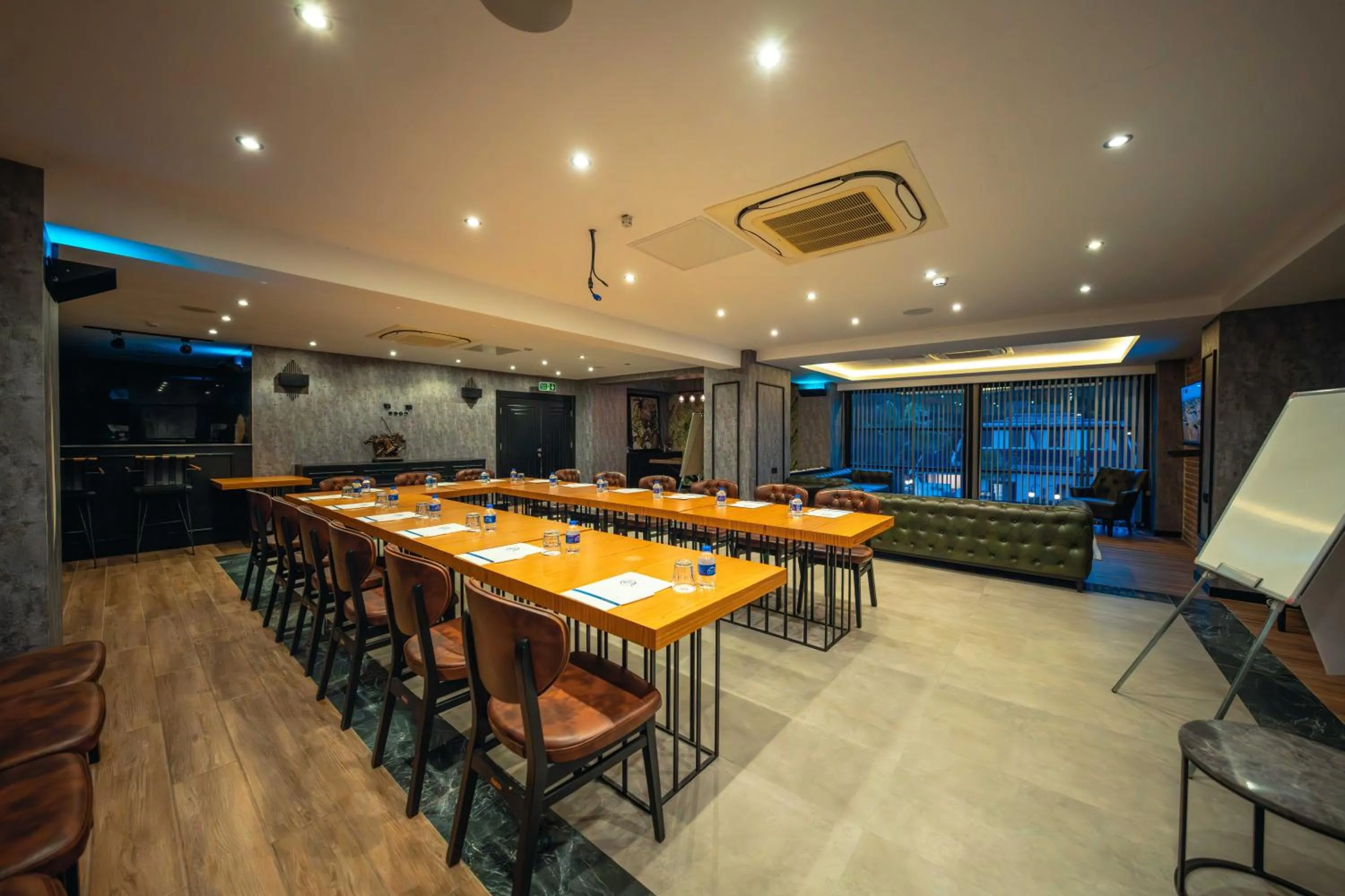 Meeting/conference room in Alfa Suites & SPA