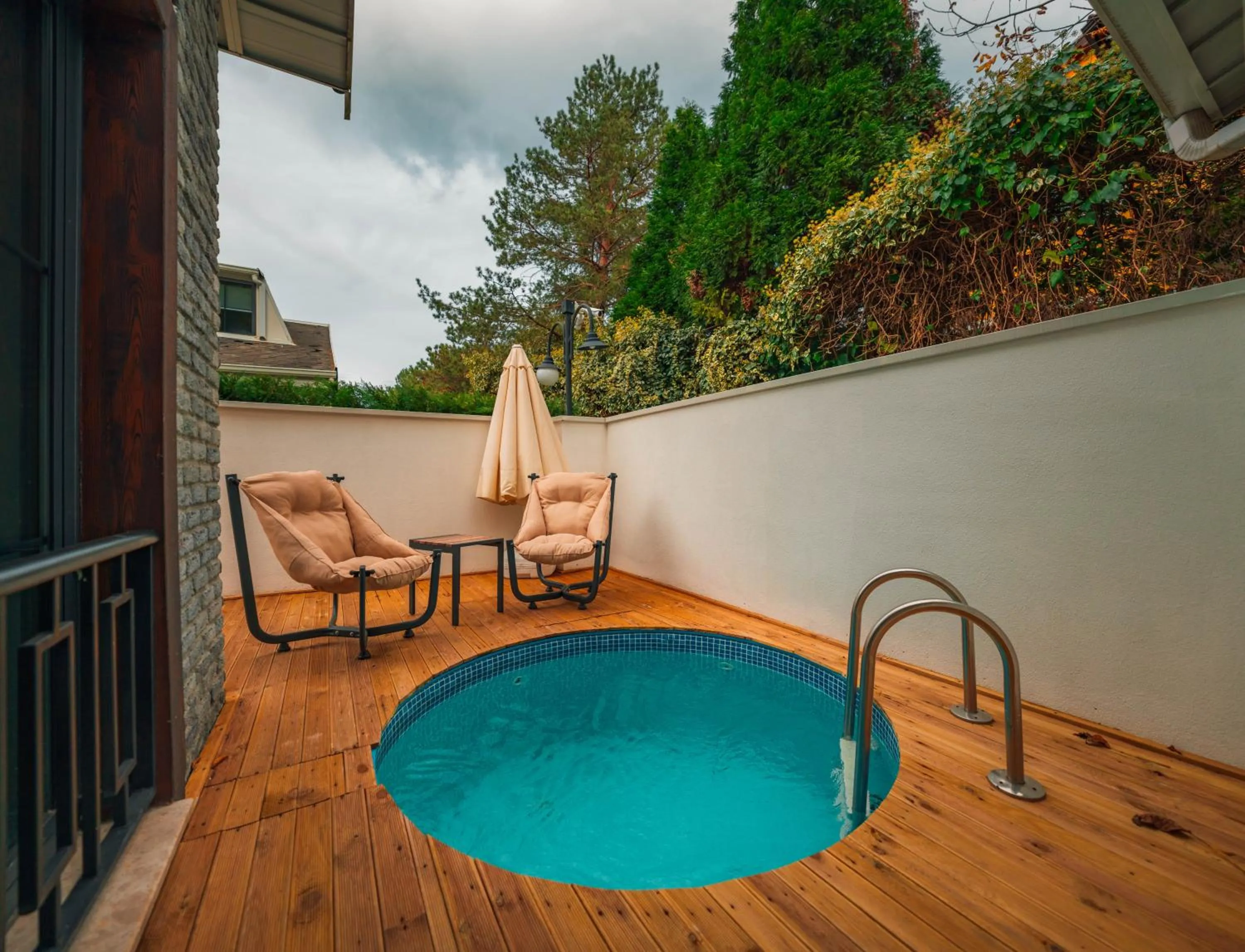 Swimming pool in Alfa Suites & SPA