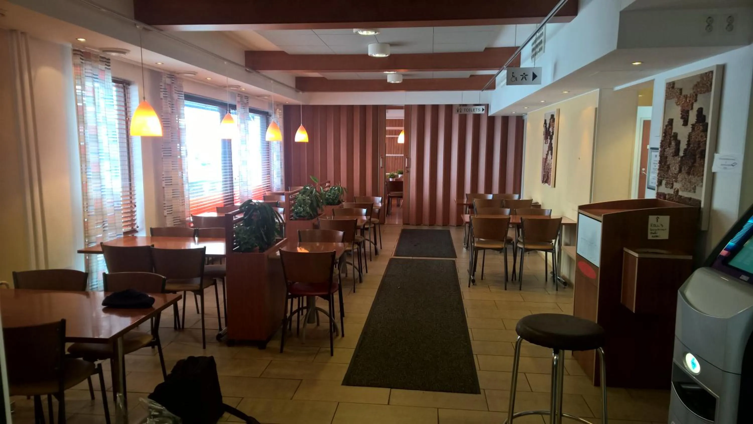 Restaurant/places to eat in Motelli Jätkänkolo