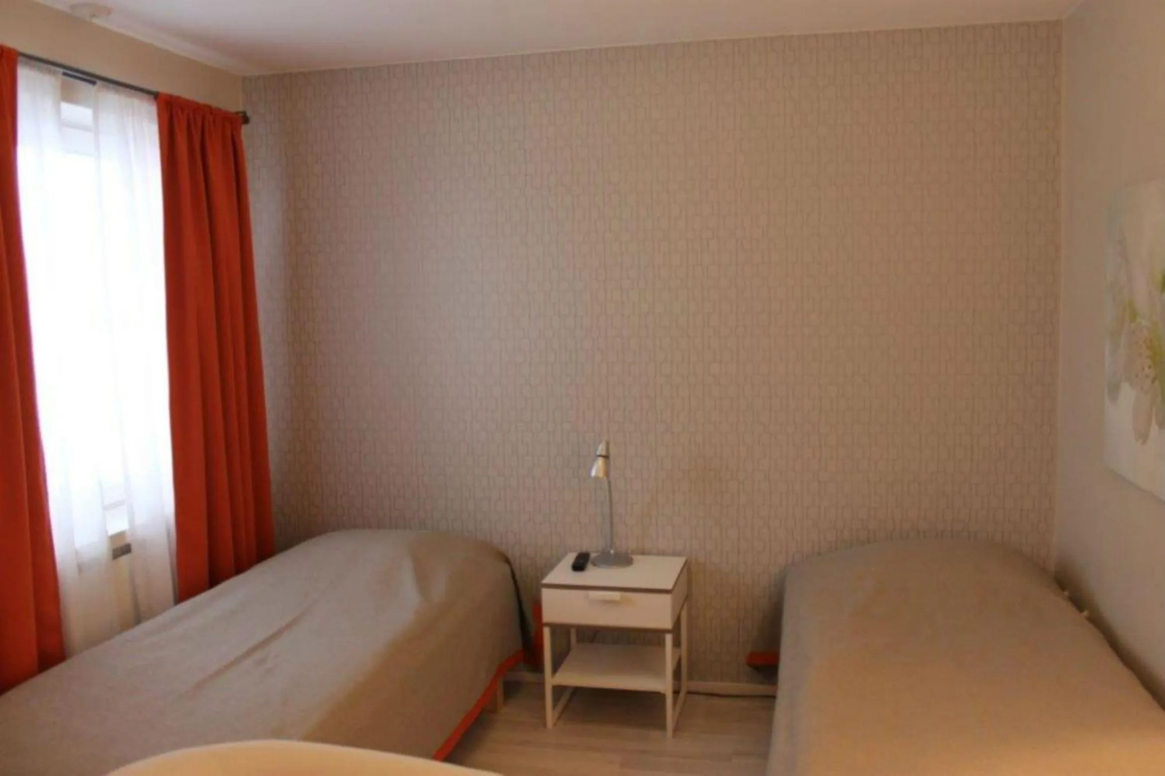 Photo of the whole room in Motelli Jätkänkolo