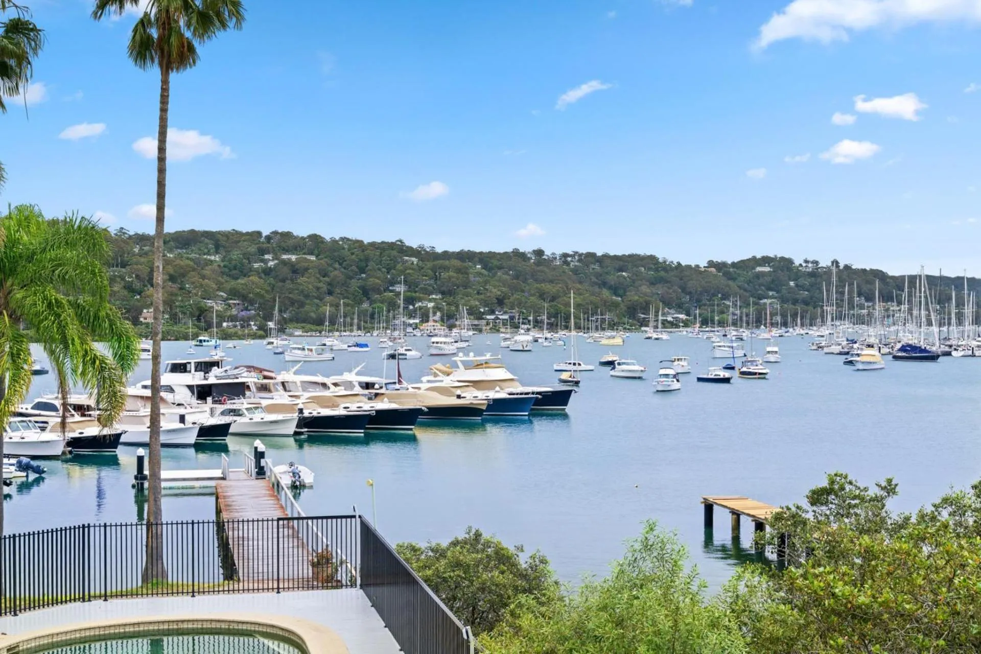 Nearby landmark in Silkari Mirage at Newport