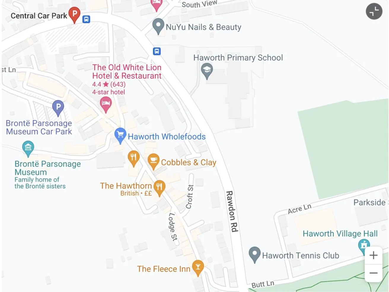 Parking in The Fleece Inn