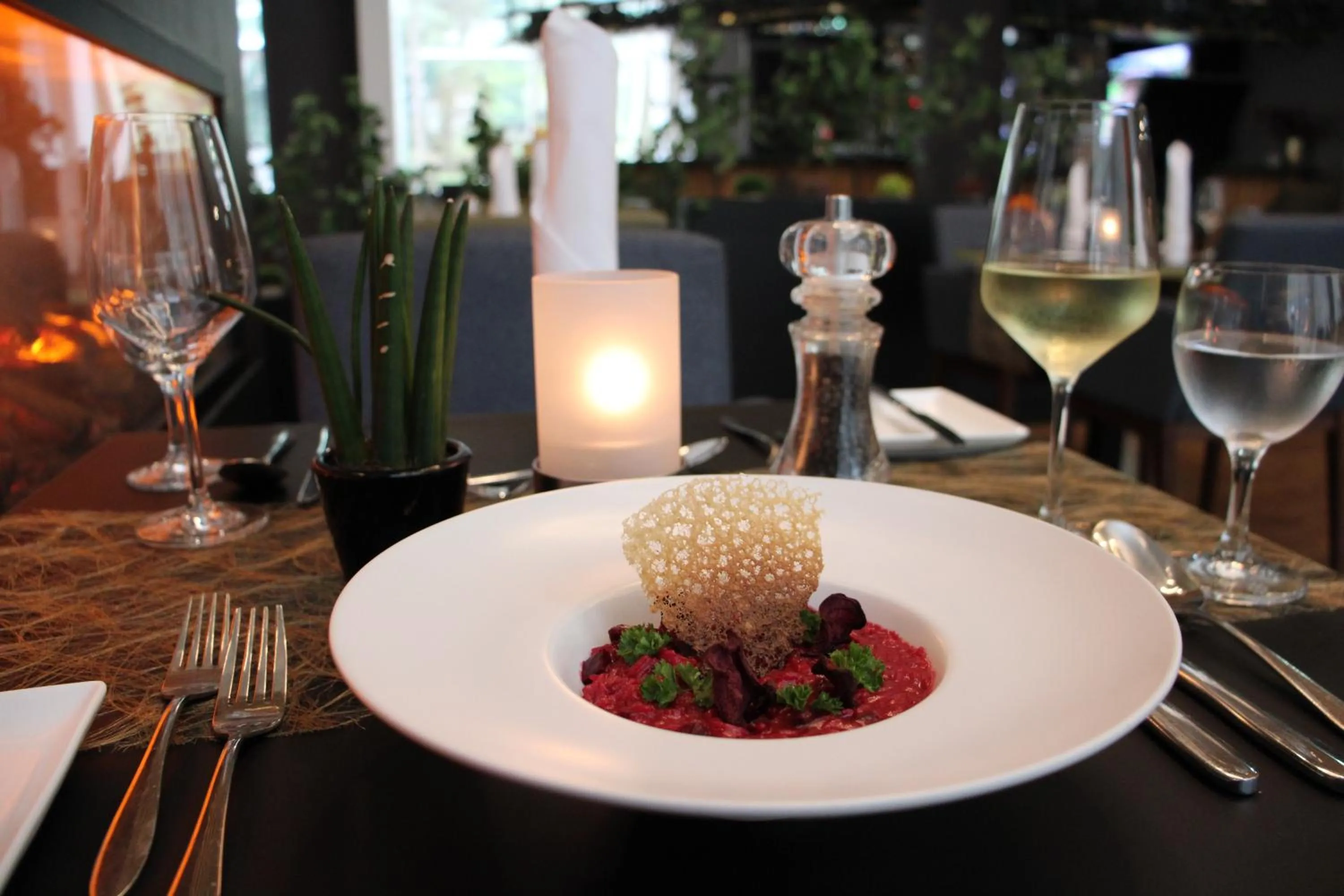 Restaurant/places to eat in Hilton Garden Inn Munich City West