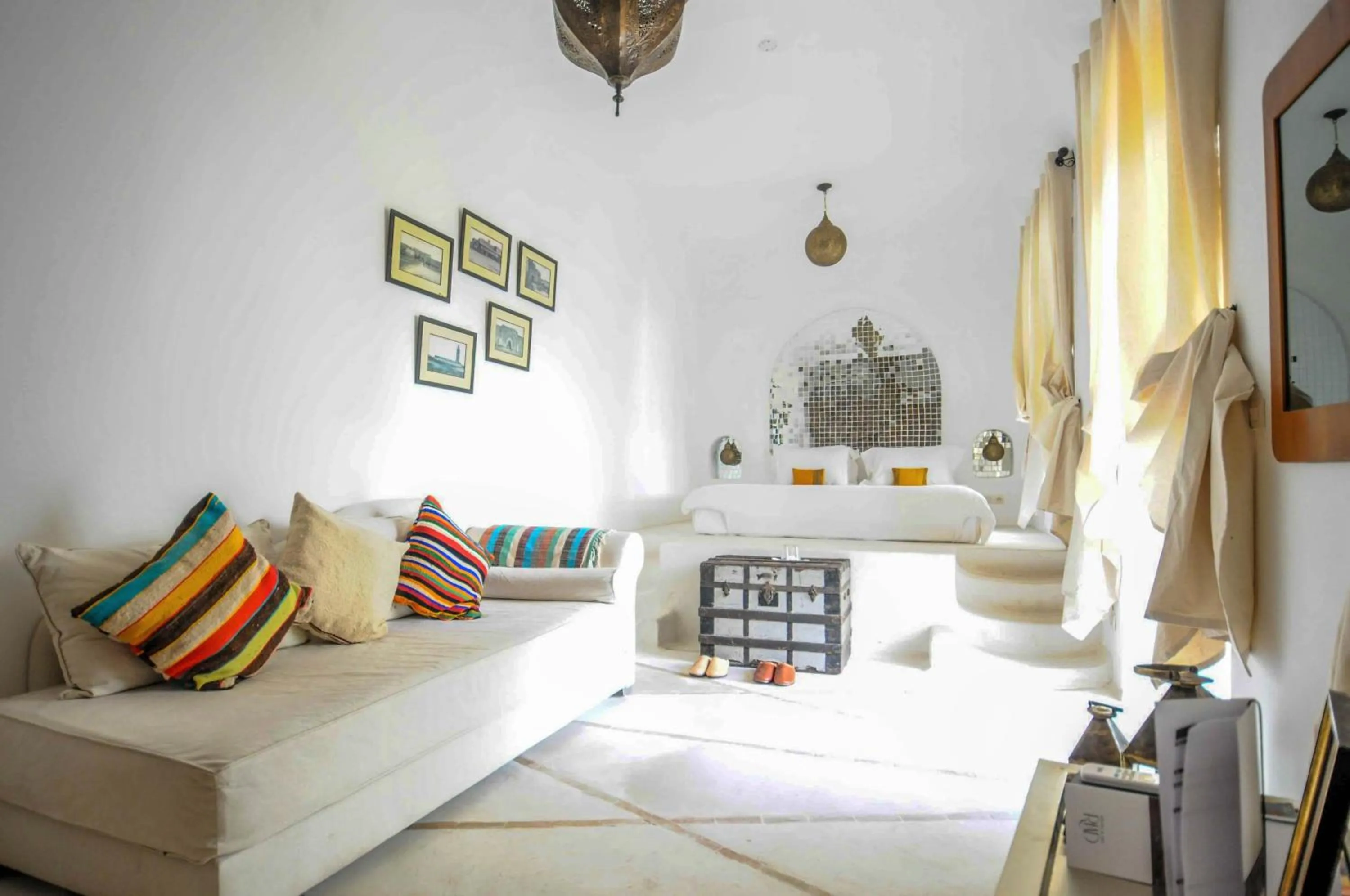 Bed in Riad Villa Almeria Hotel & Spa