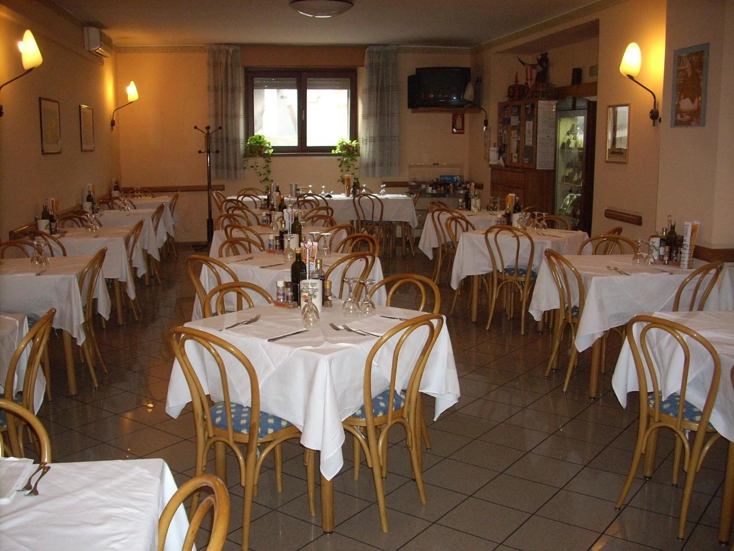 Restaurant/places to eat in Hotel I Cugini