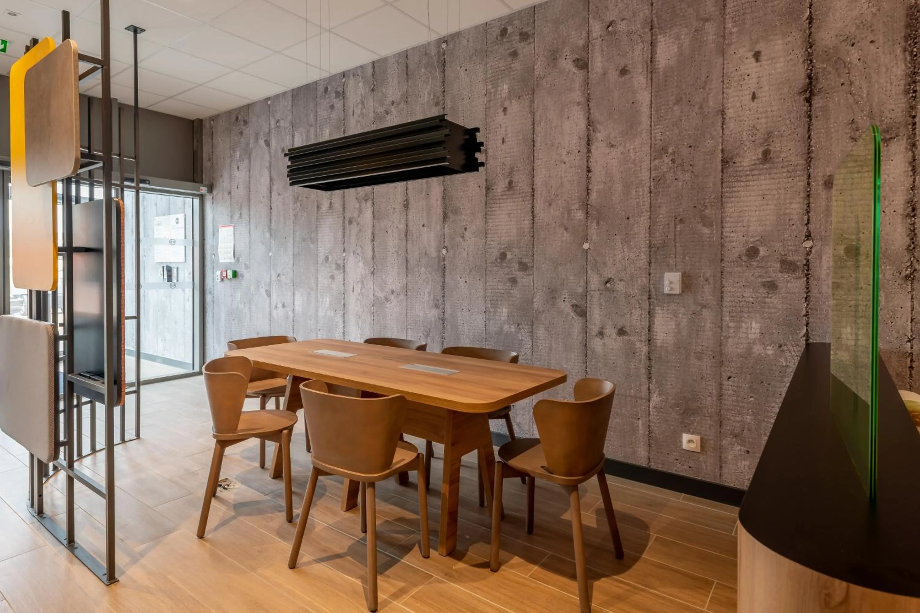 Business facilities in B&B HOTEL Bordeaux Centre Gare Saint-Jean