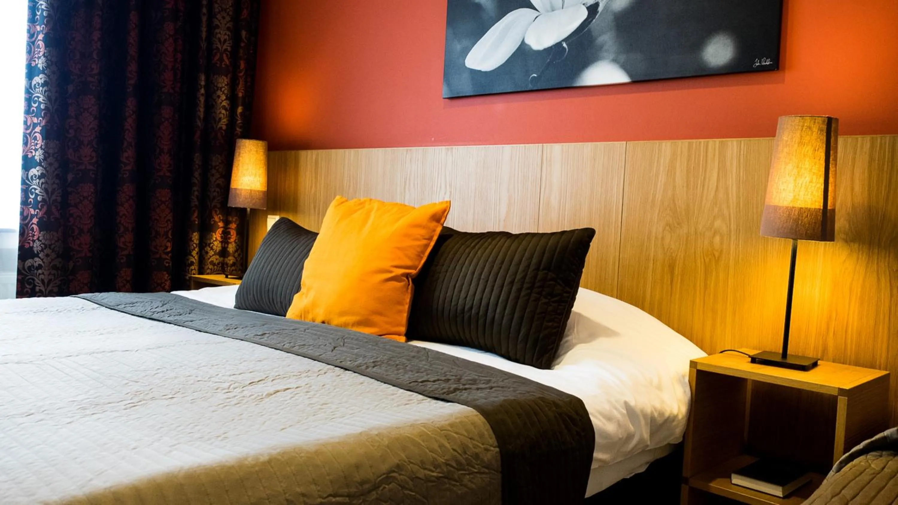 Bedroom, Bed in Hotel Pax