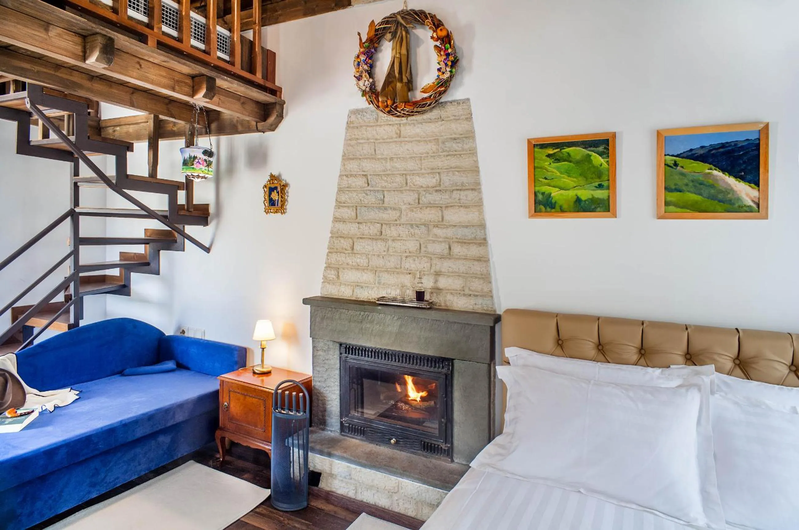 Photo of the whole room in Gioraldi Art Hotel