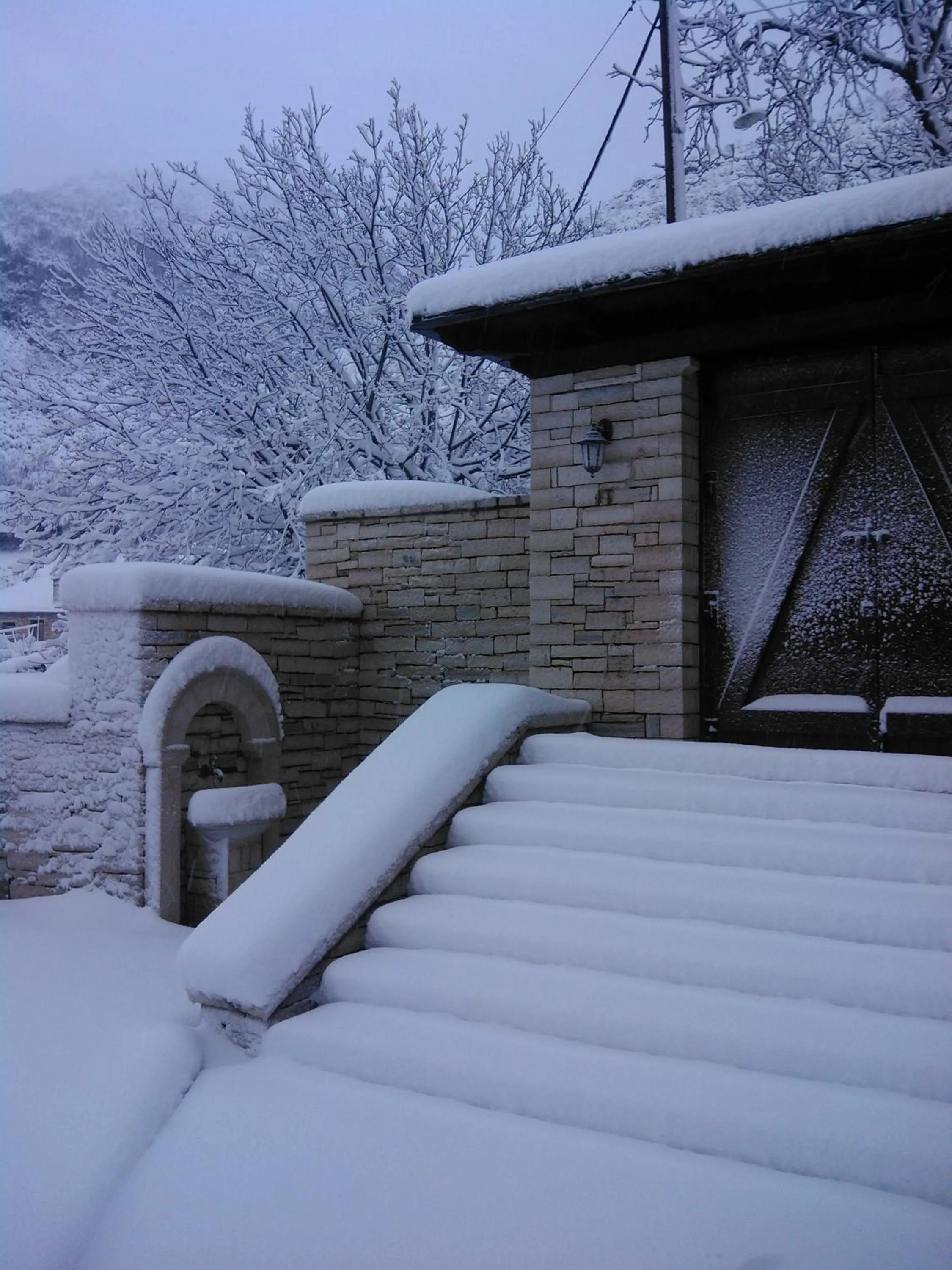 Facade/entrance in Gioraldi Art Hotel