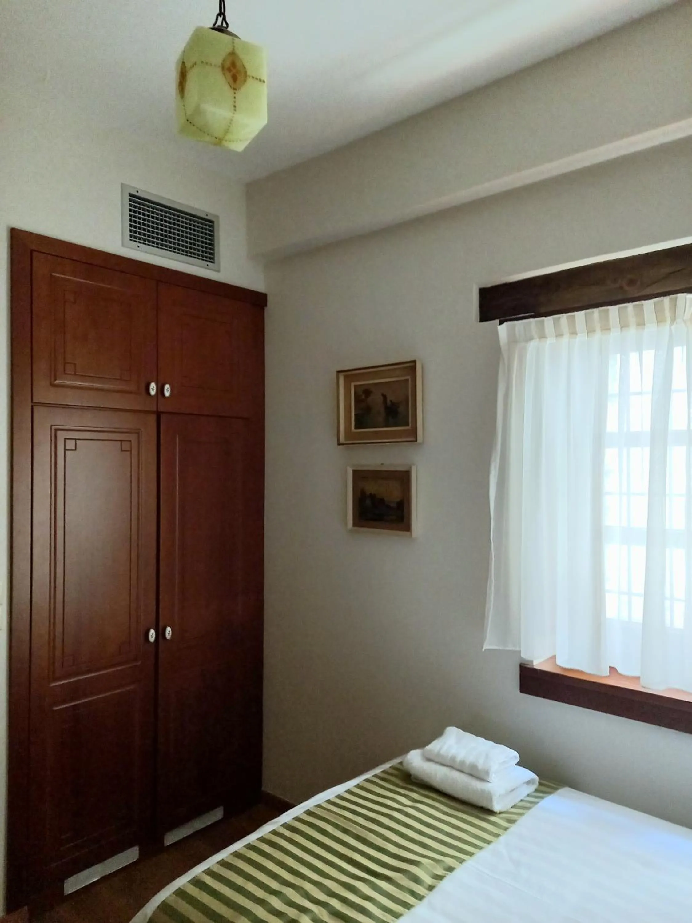 Photo of the whole room, Bed in Gioraldi Art Hotel