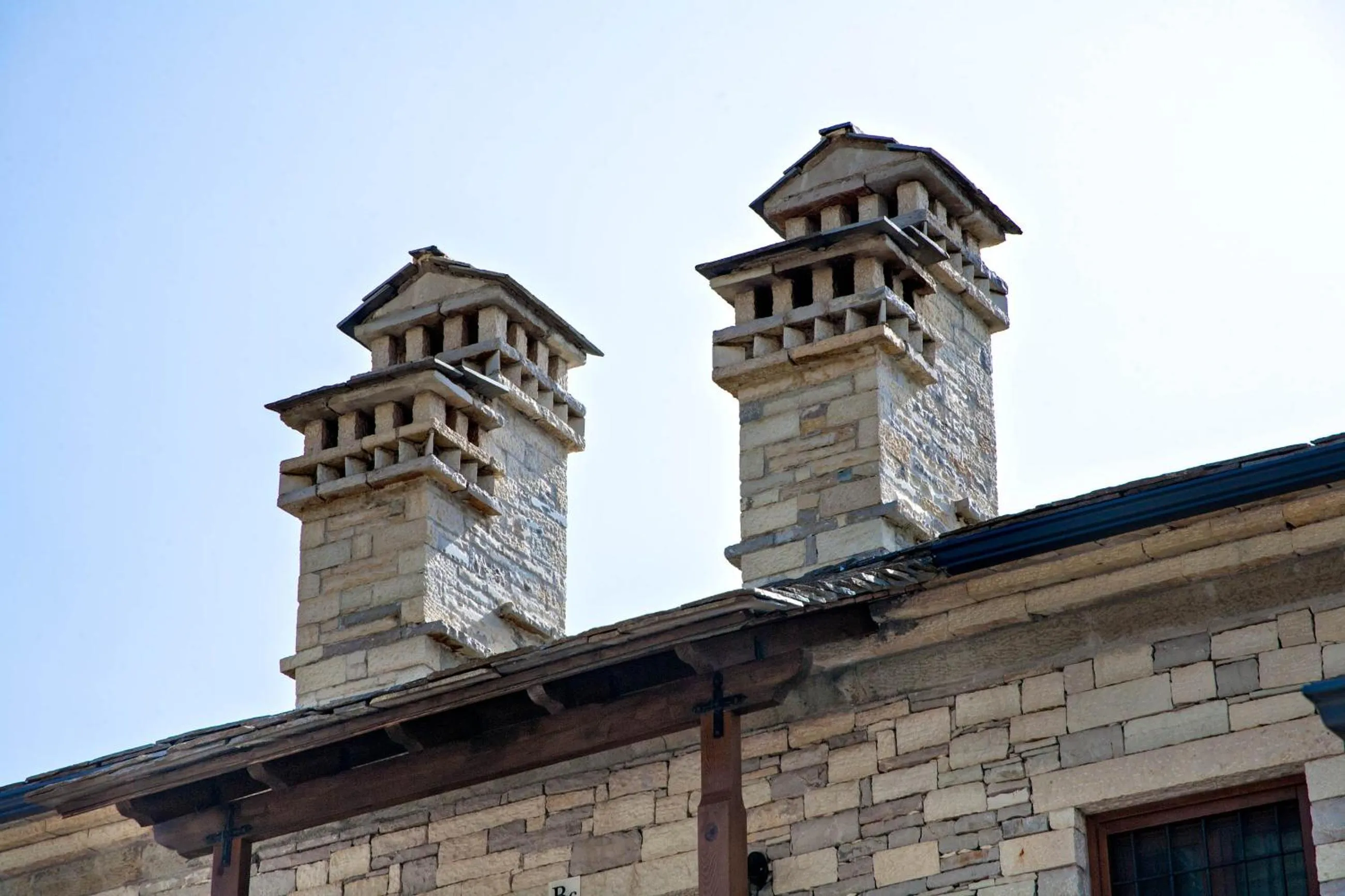 Property building in Gioraldi Art Hotel