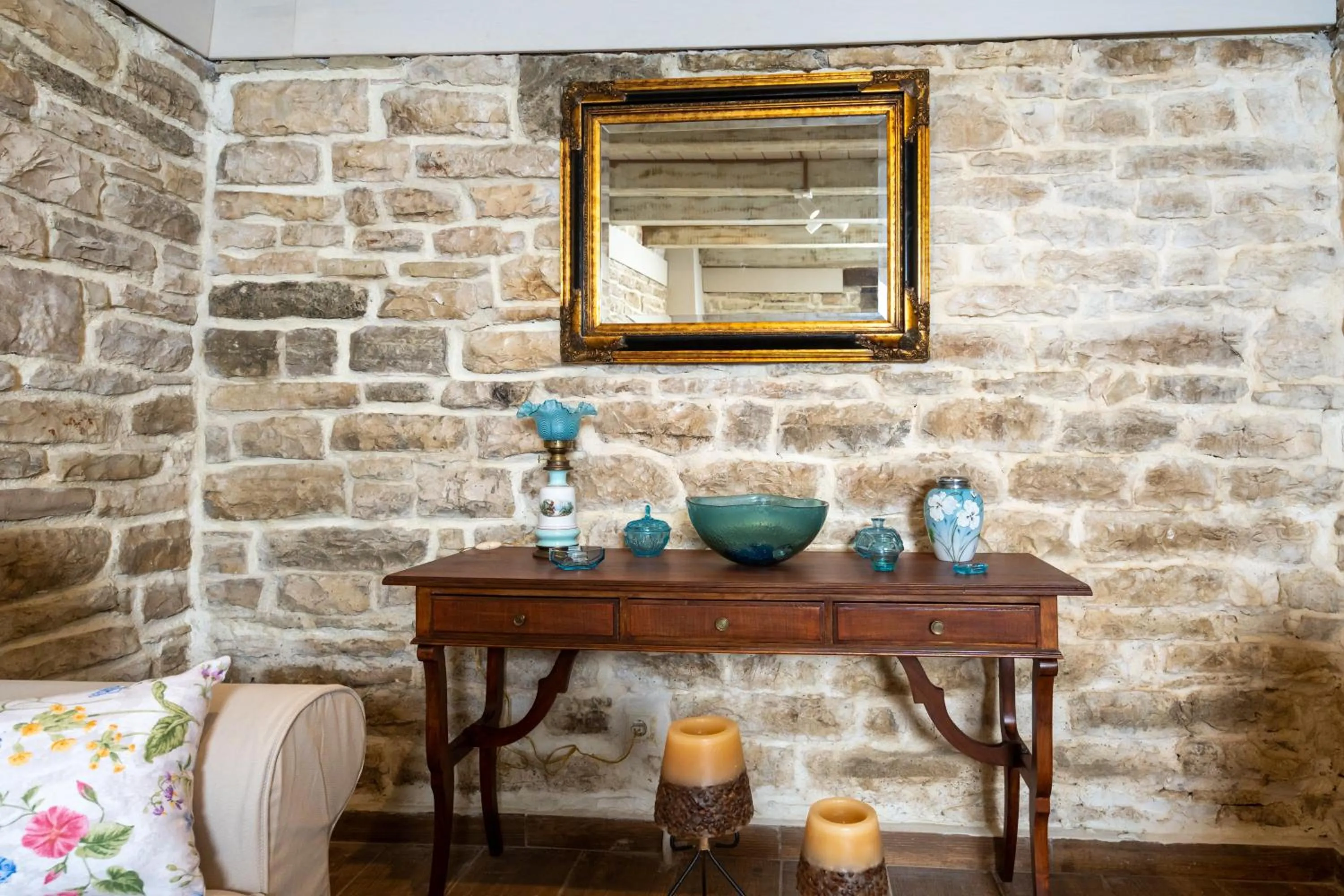 Lounge or bar in Gioraldi Art Hotel