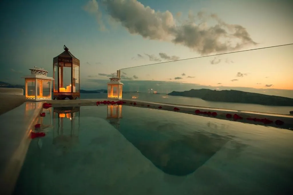 Photo of the whole room in Alta Mare by Andronis