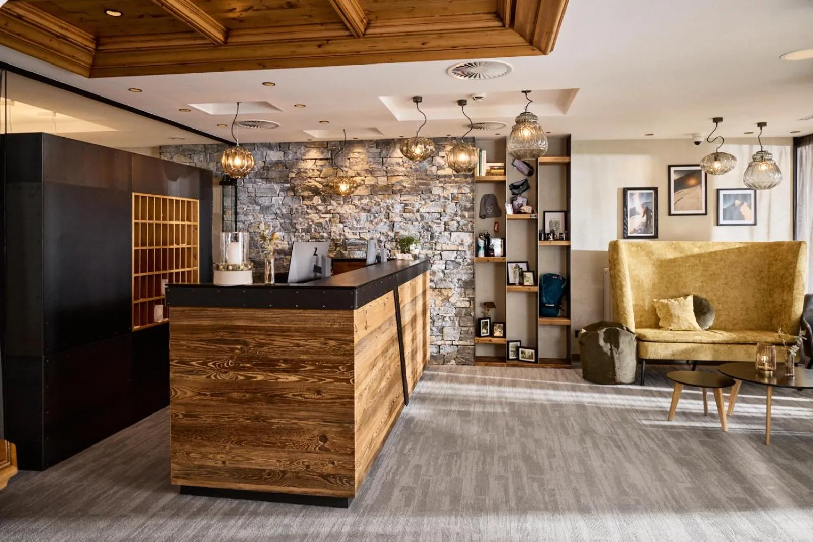 Lobby or reception in Natur Alpin Hotel Feichtner Hof