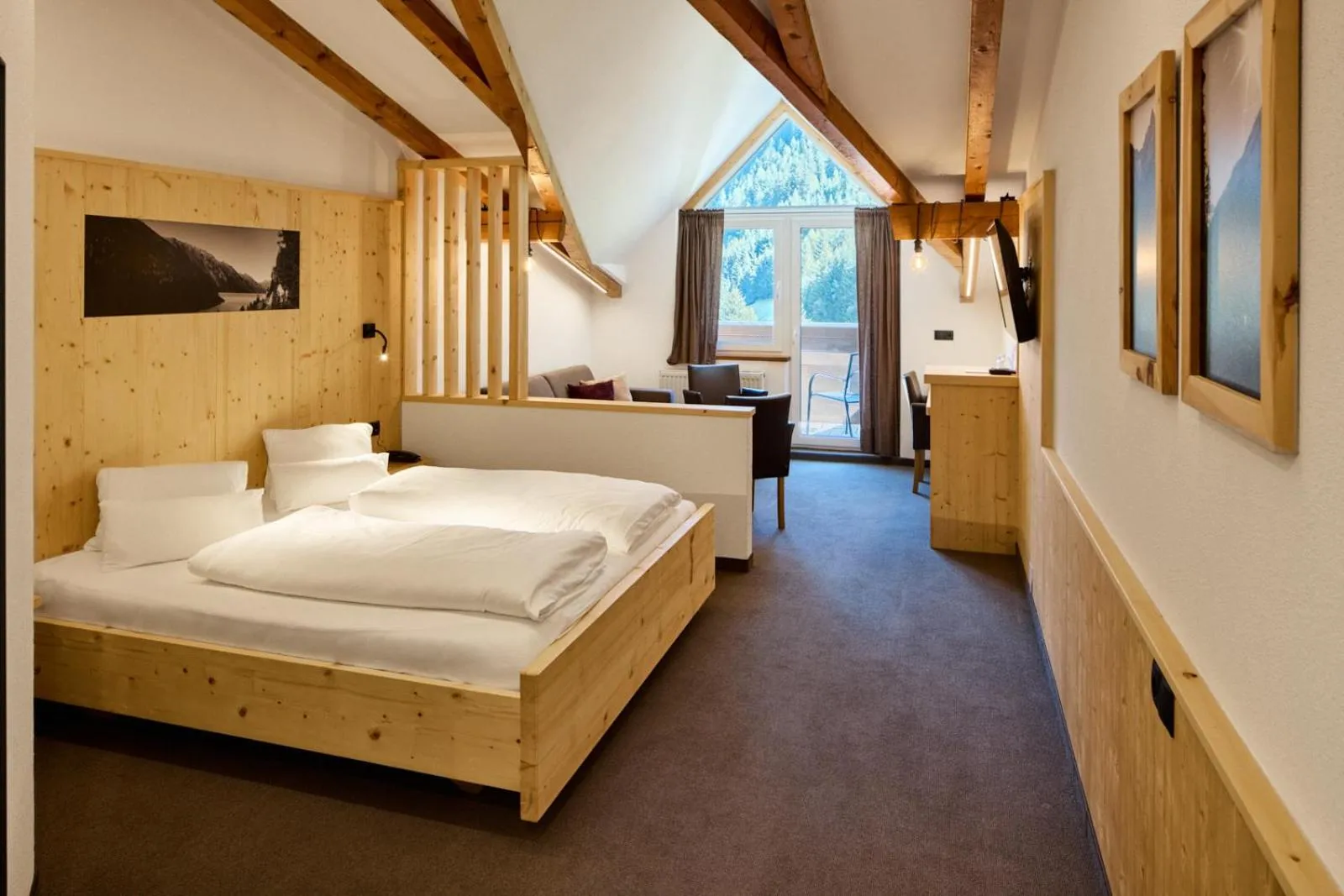 View (from property/room), Bed in Natur Alpin Hotel Feichtner Hof
