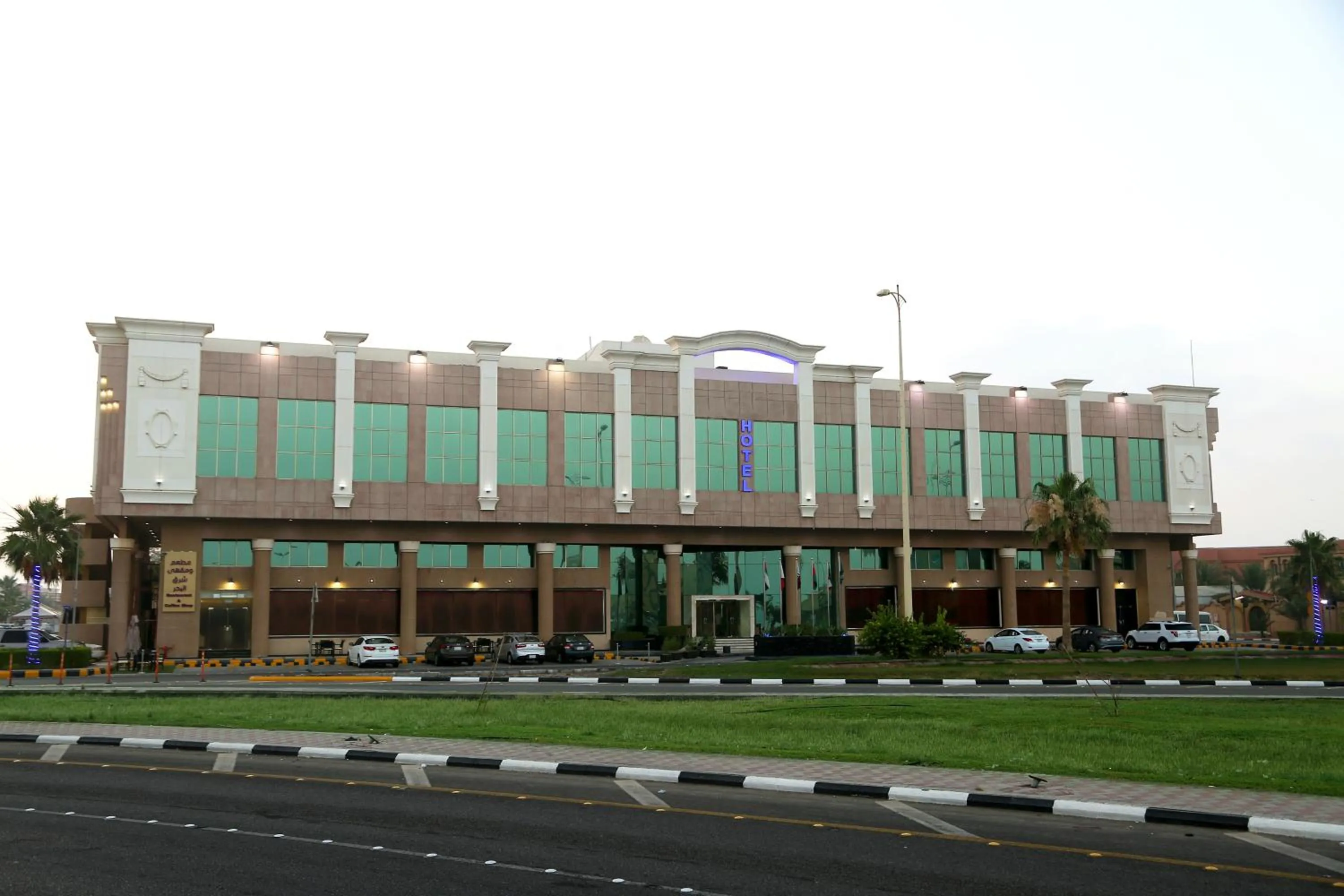 Property building in Howard Johnson Dammam Hotel