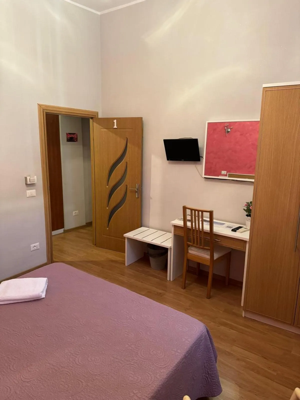 Photo of the whole room, Bed in Trani B&T Rooms