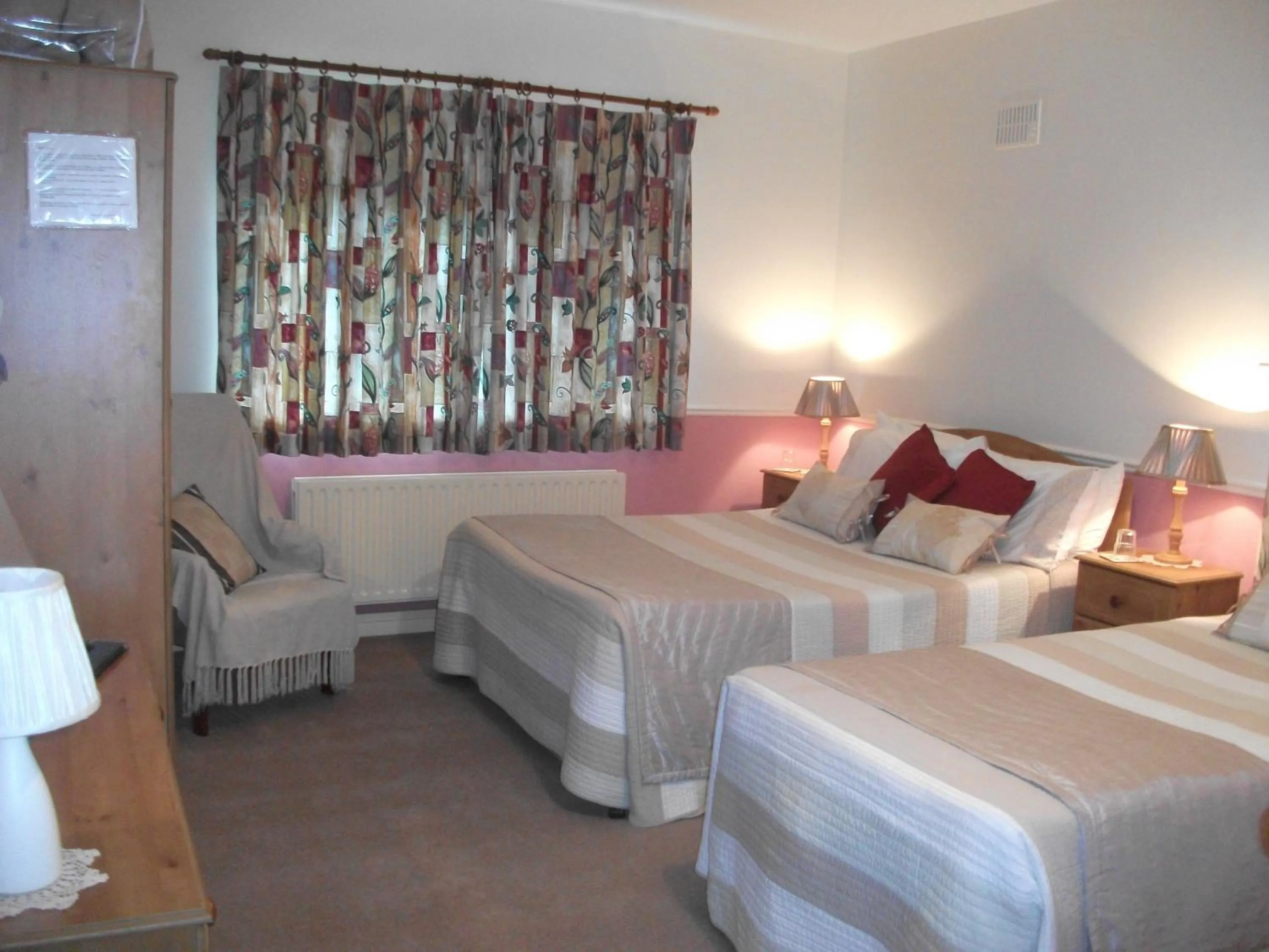 Bed in Rocksberry Bed & Breakfast