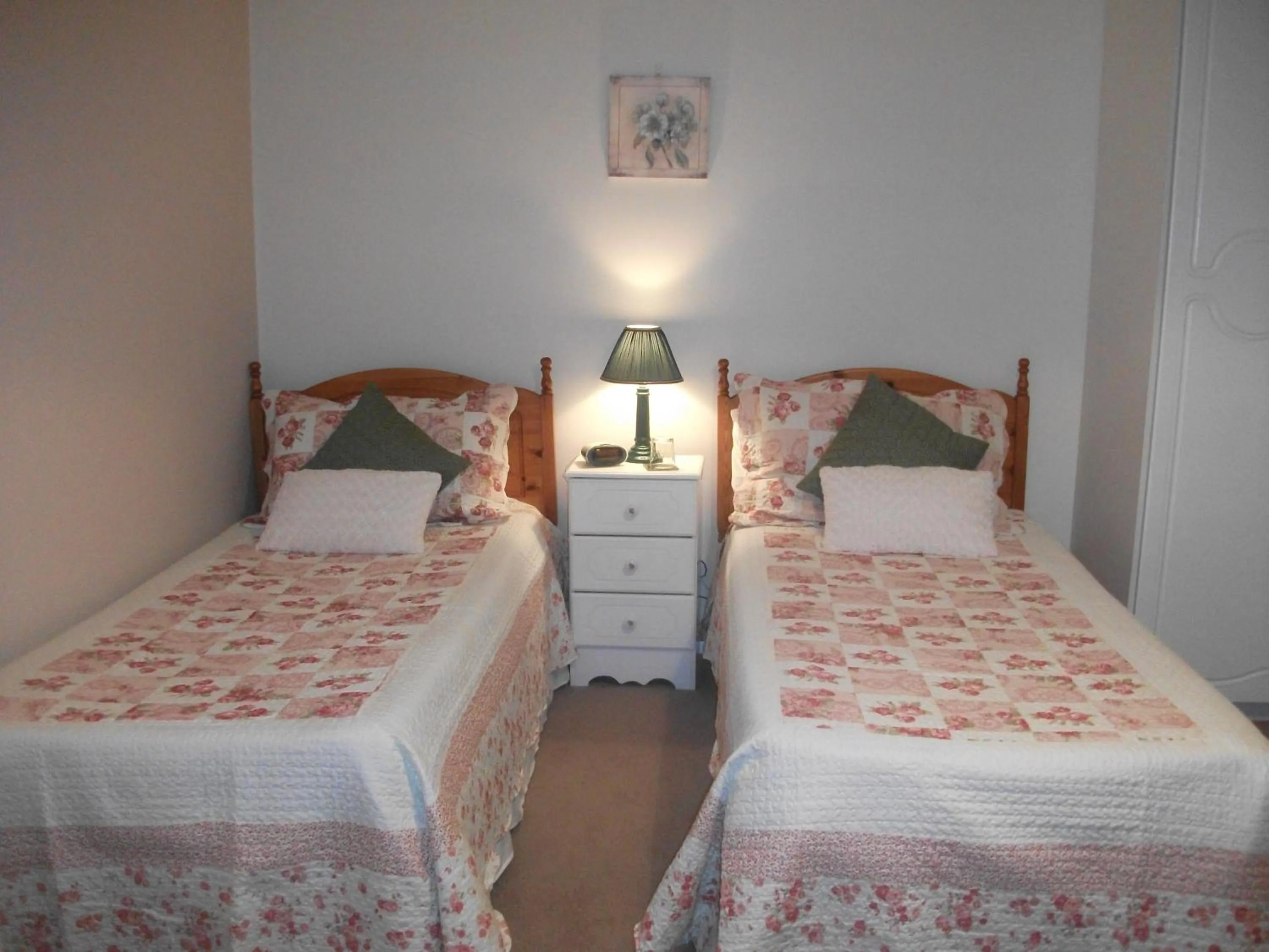 Bed in Rocksberry Bed & Breakfast