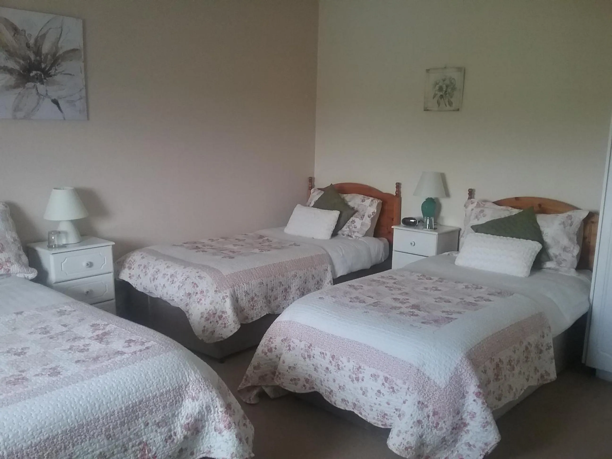 Bed in Rocksberry Bed & Breakfast