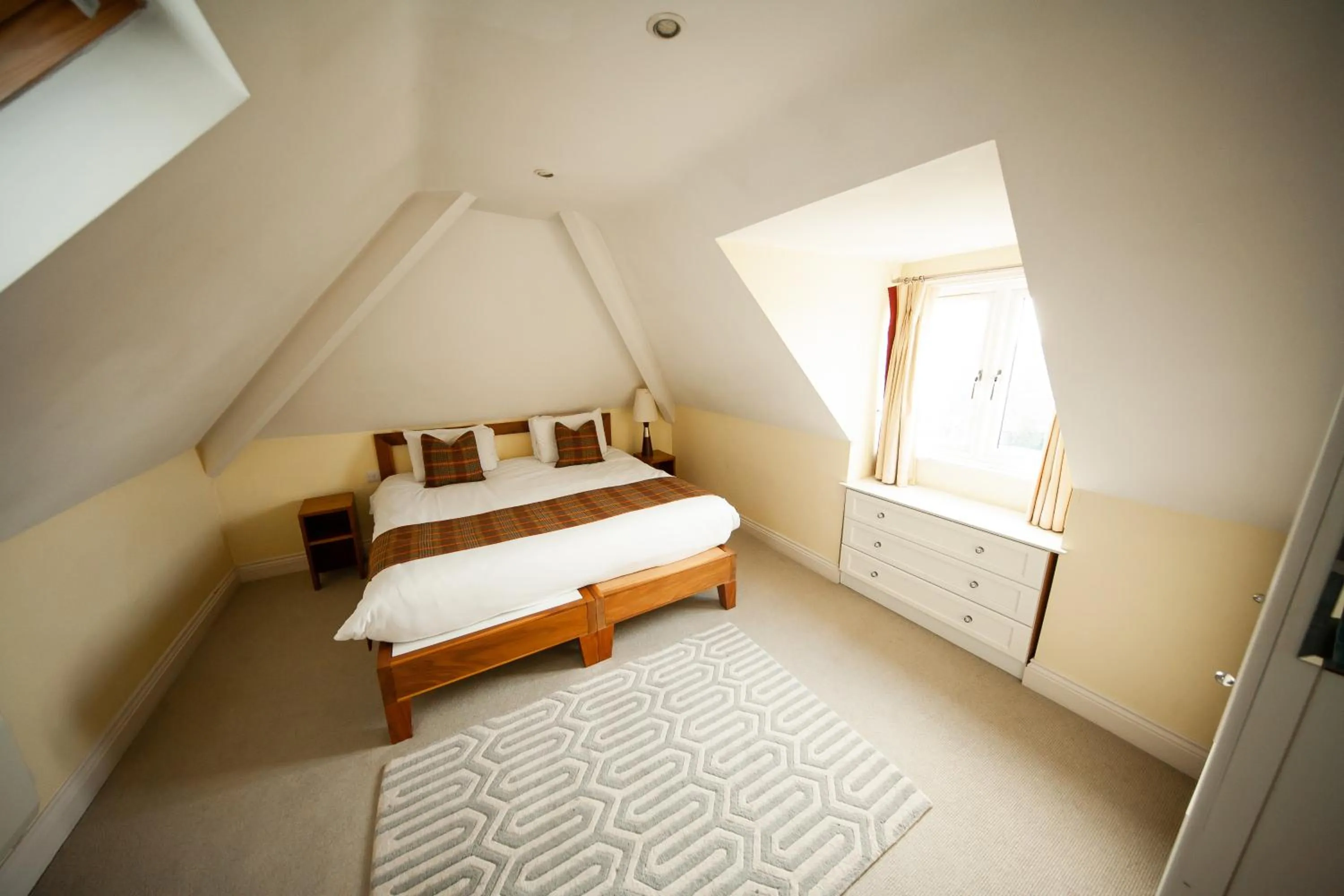 Bed in Berwick Manor Hotel