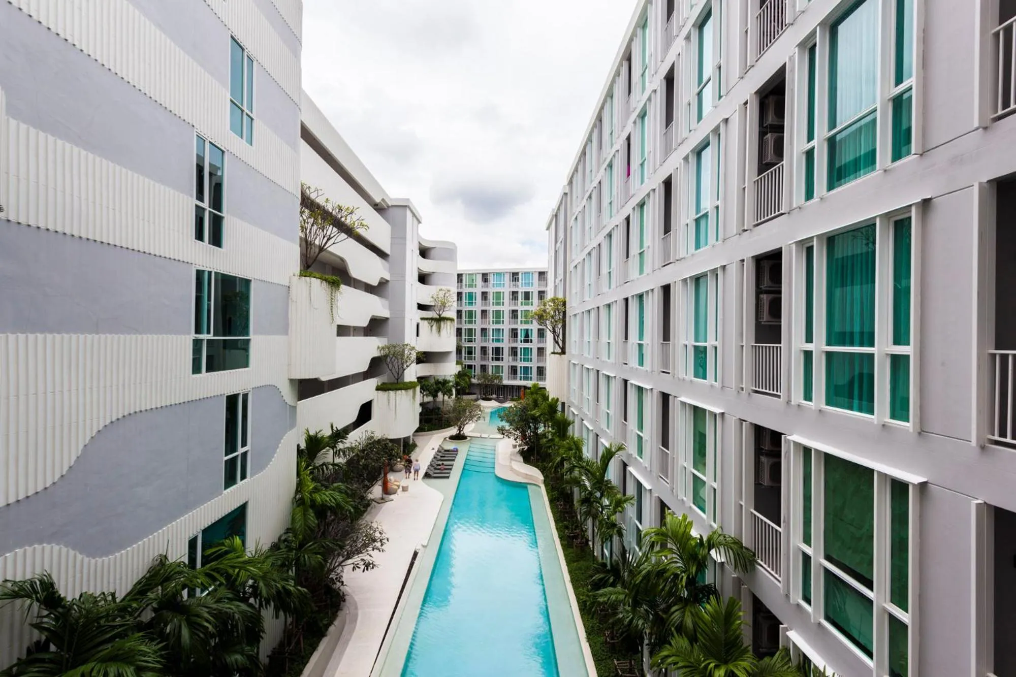 Pool view in Phuket Town 1 Bedroom Condo Luxury Facilities, The Base Downtown
