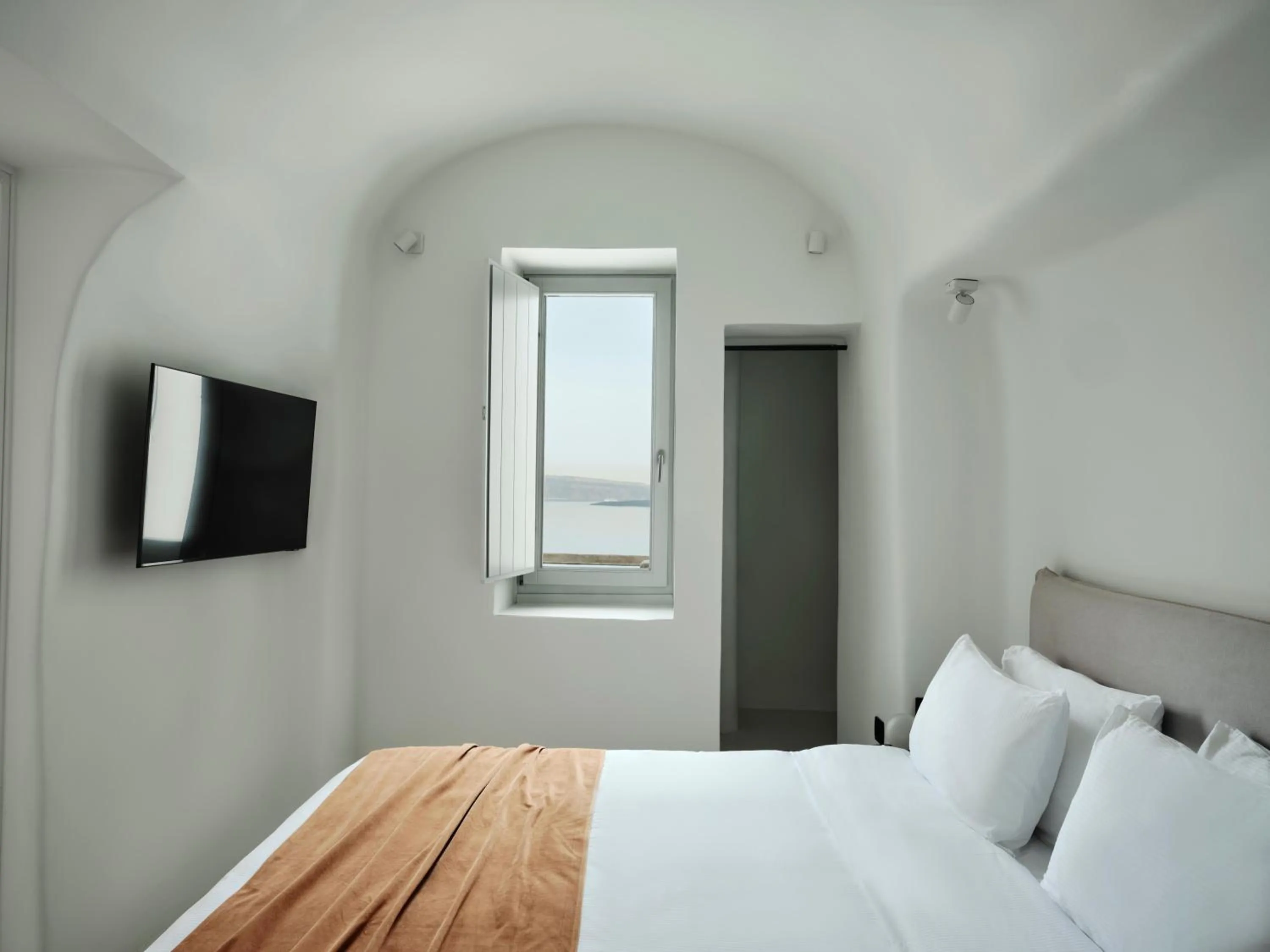 Photo of the whole room, Bed in Andronis Boutique Hotel